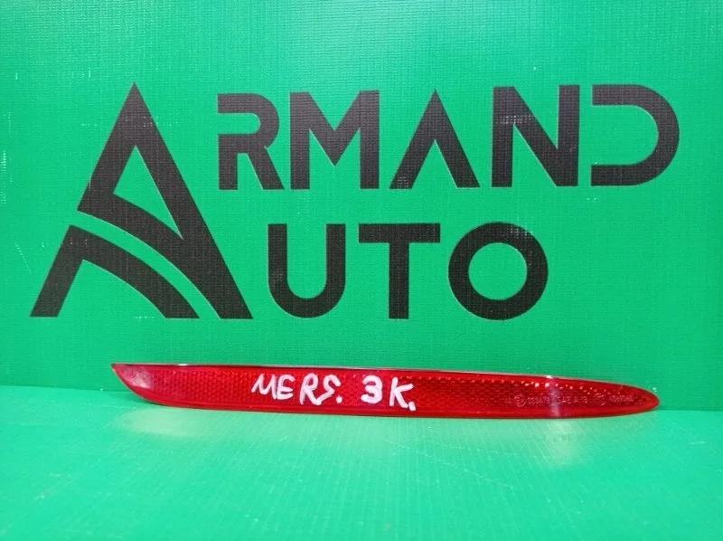 Отражатель Mercedes C-Class 2014-2021 A2178200274 W205, правый