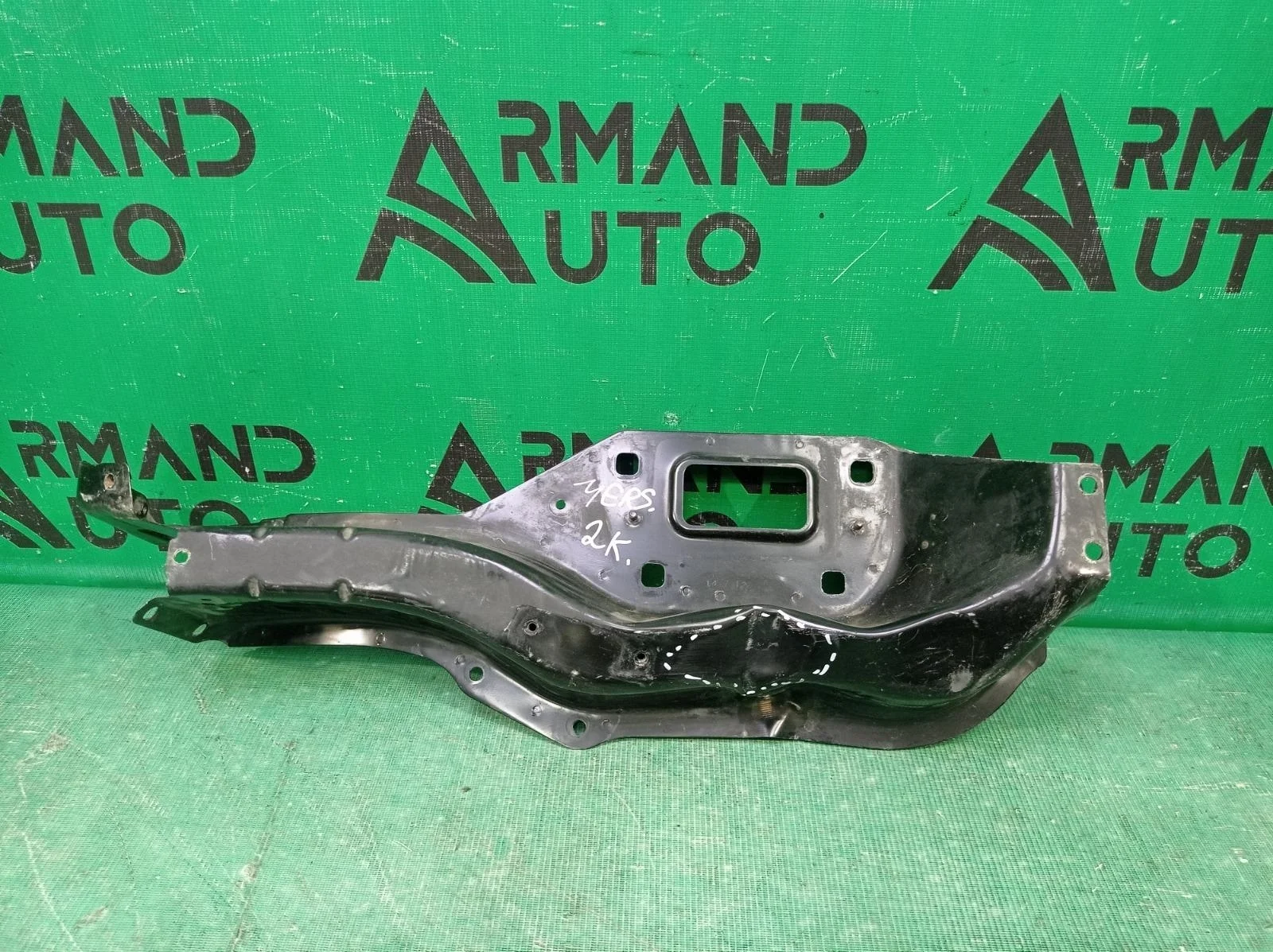 Кронштейн фары MERCEDES GL-Class 2006-2012 A1646200491 X164, правый
