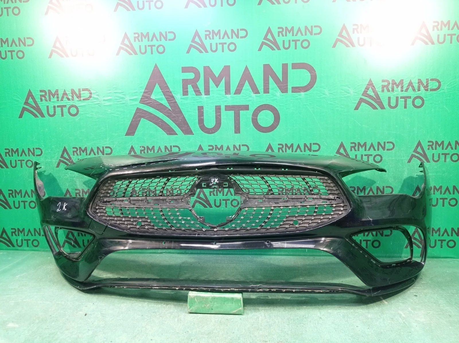Бампер Mercedes CLA-Class 2019-2025 A11888087009999 C118, передний