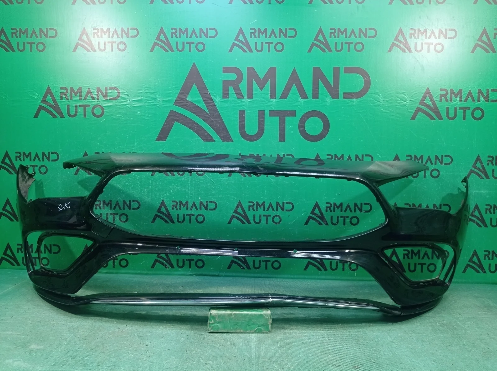 Бампер MERCEDES CLA-Class 2019-2025 A11888087009999 C118, передний