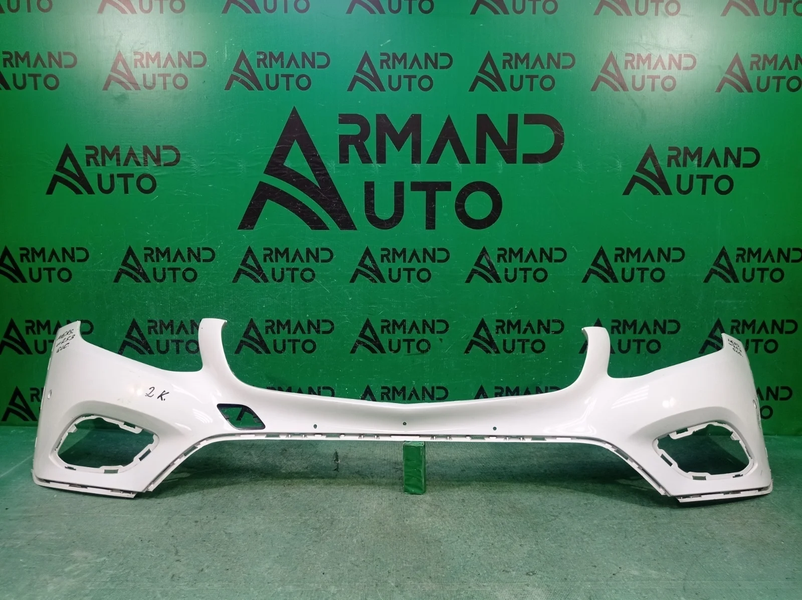 Бампер Mercedes GLC-Class 2015-2019 A25388504259999 X253, передний
