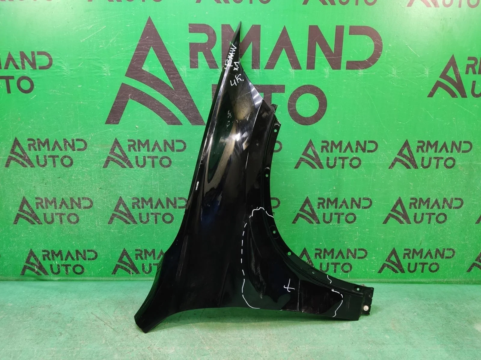 Крыло BMW X1 2015-2022 41007427300 F48, переднее правое