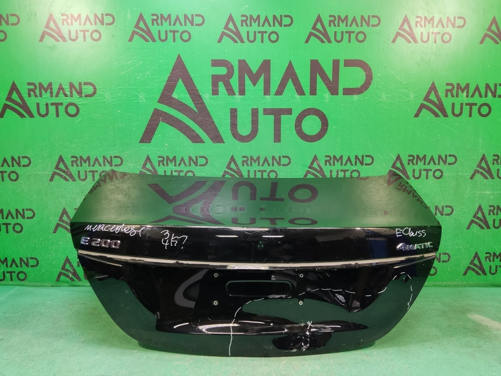 Крышка багажника Mercedes E-Class 2016-2020 A2137503400 W213