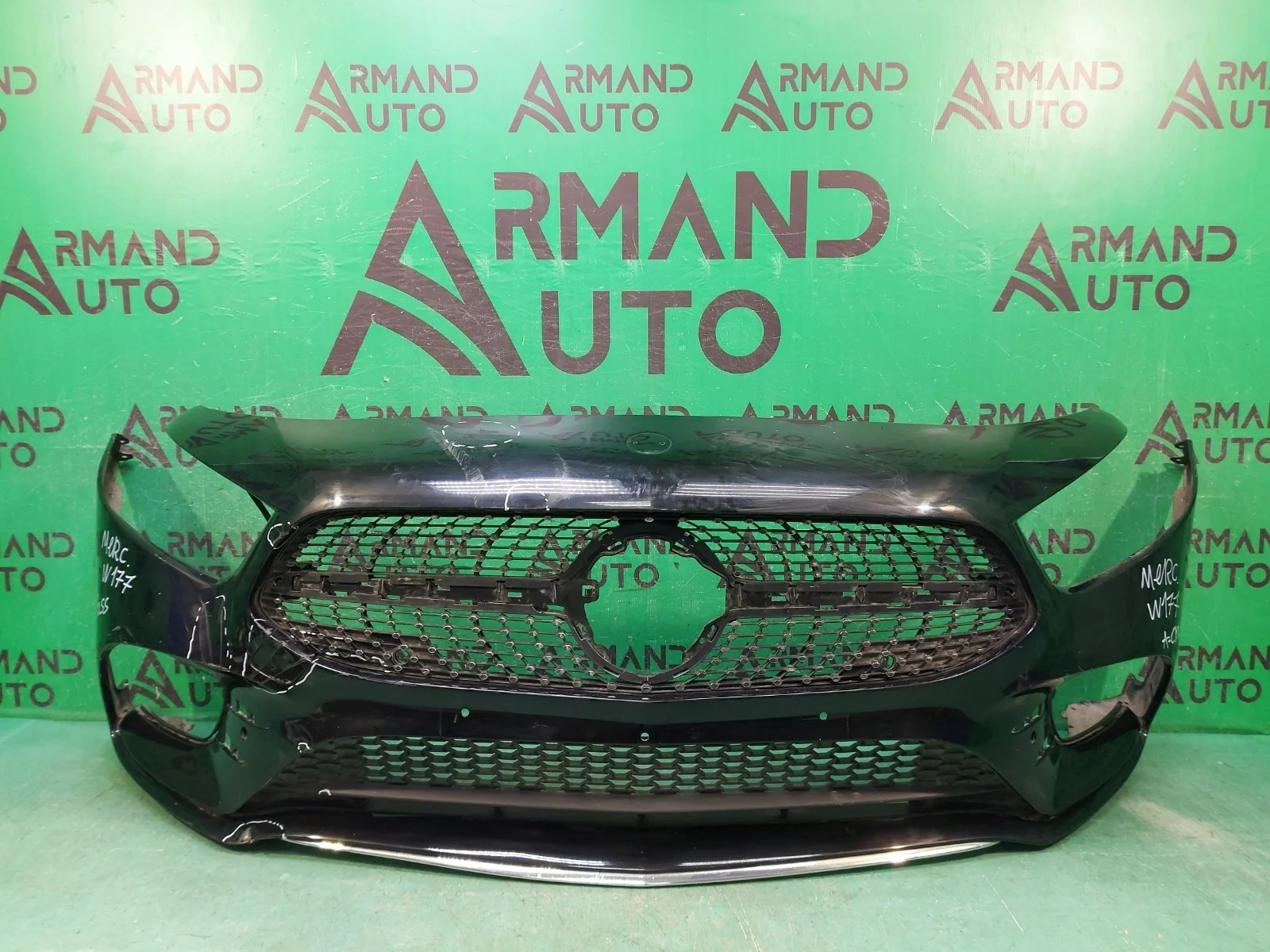 Бампер Mercedes A-Class 2018-нв A17788028019999 W177, передний