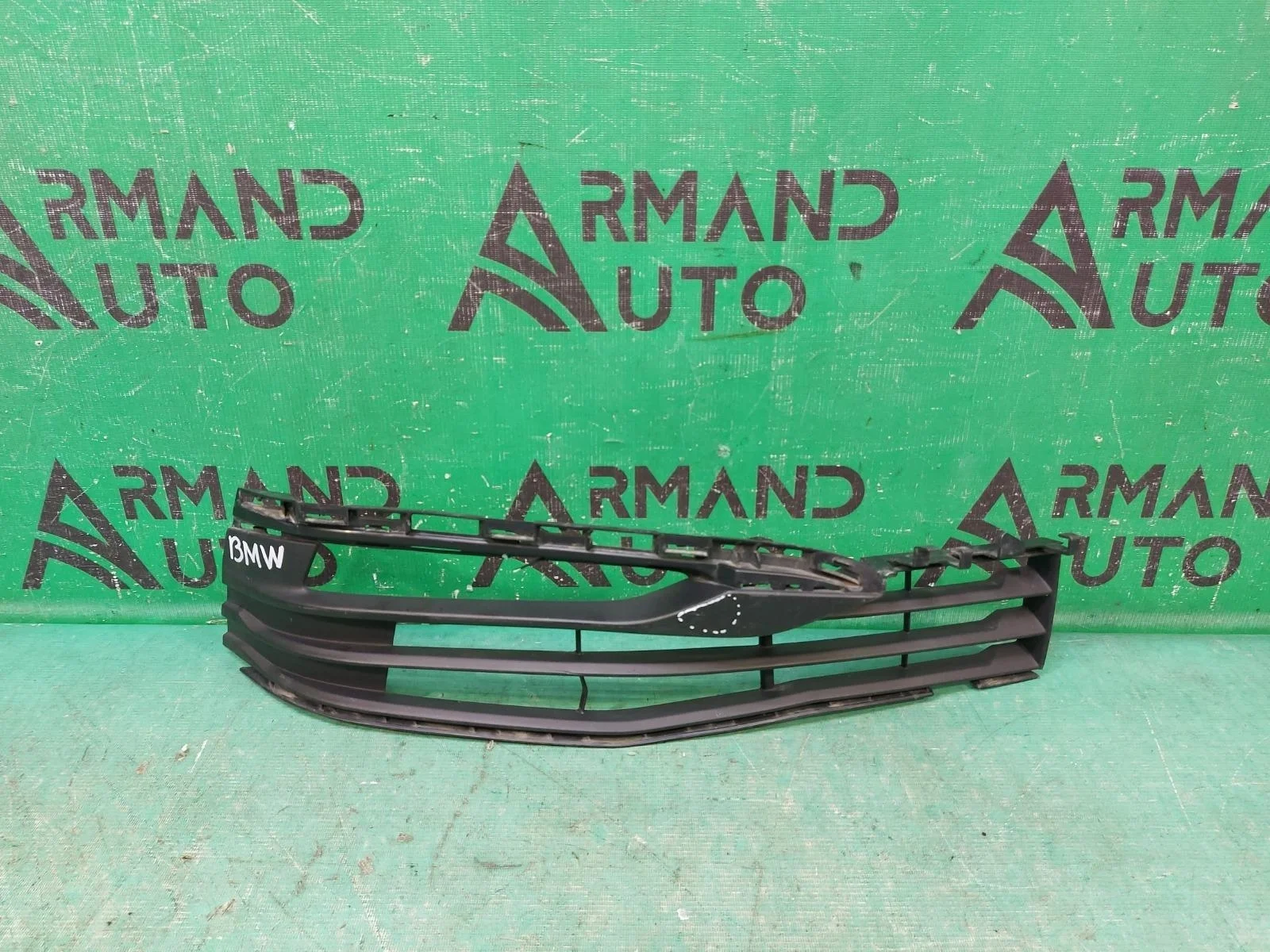 Решетка бампера BMW 5 series 2016-2020 51117385262 G30 G31, передняя правая