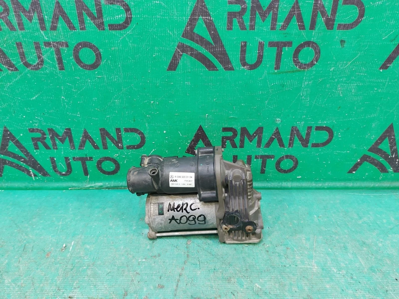Компрессор подвески Mercedes S-Class 2013-2020 A0993200104 W222