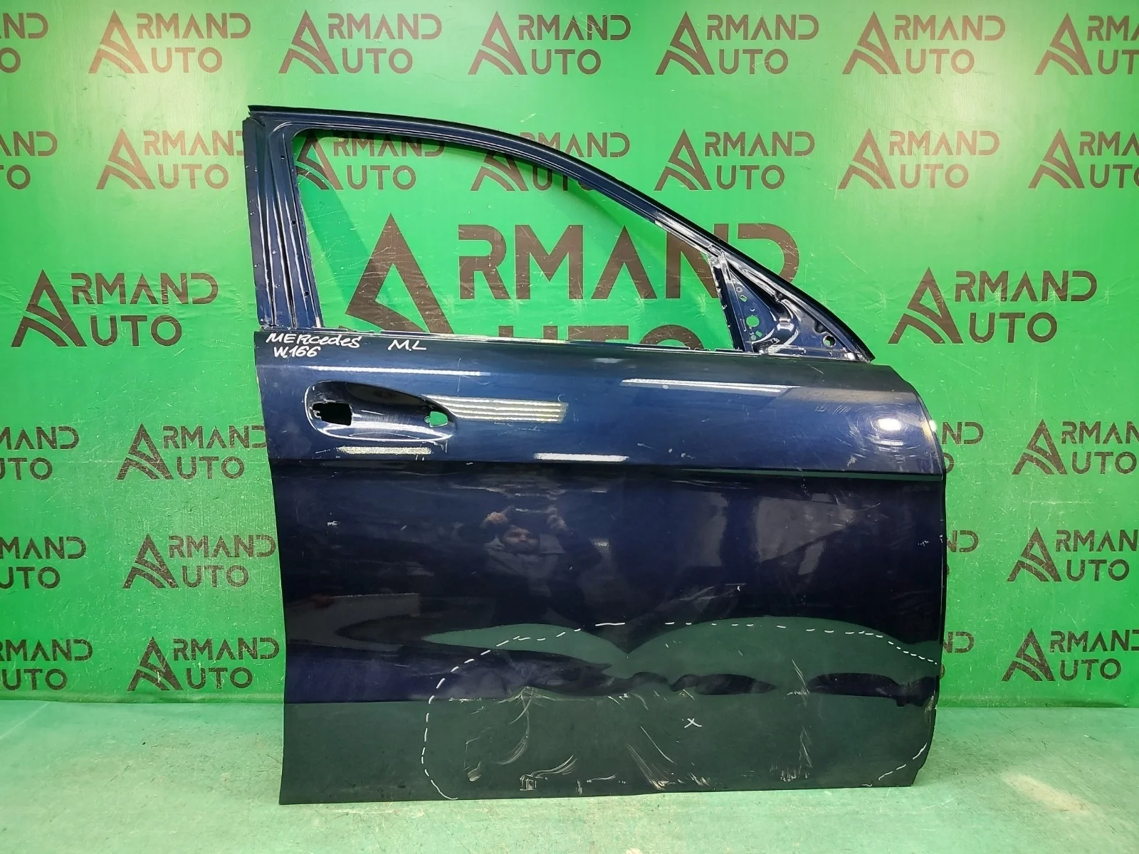 Дверь Mercedes M ML GLE-Class 2011-2018 A1667200205 W166, передняя правая