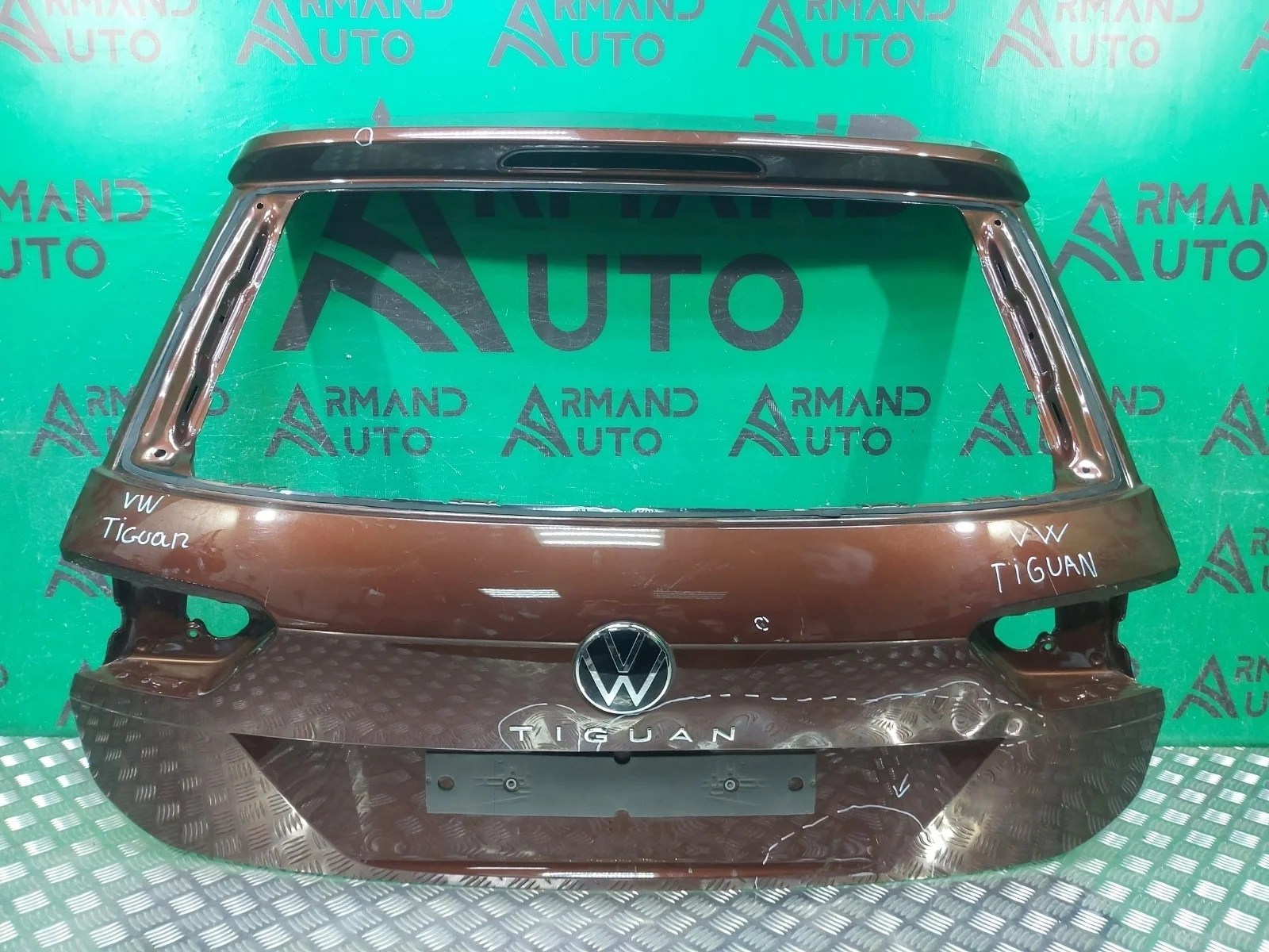 Дверь багажника Volkswagen Tiguan 2016-нв 5NA827025L 2