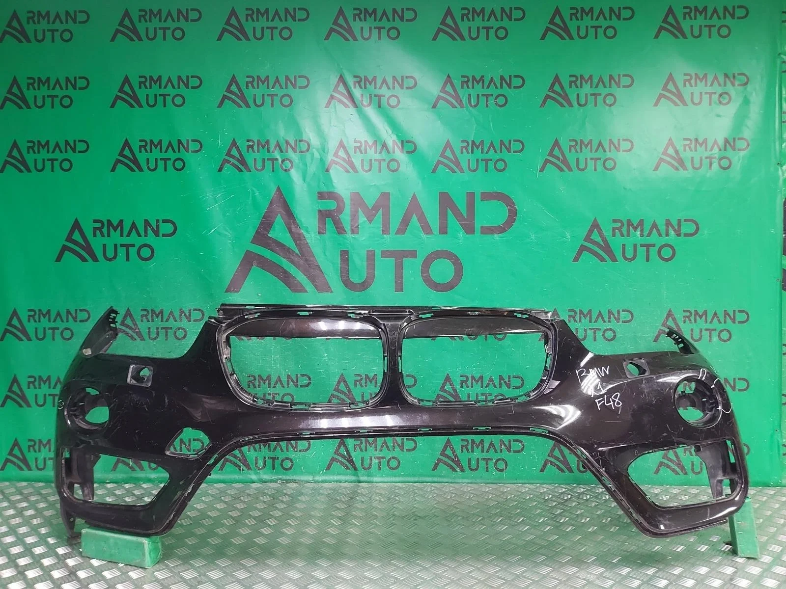 Бампер BMW X1 2015-2019 51117453562 F48, передний