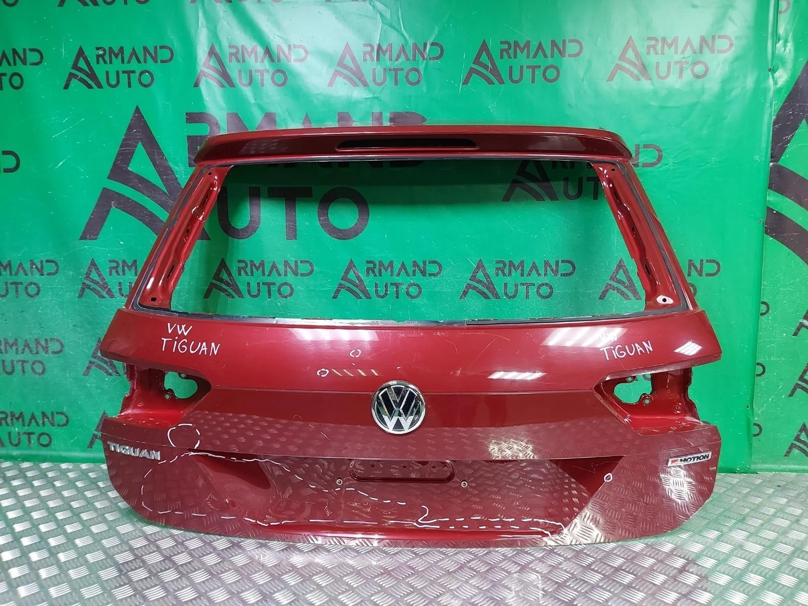 Дверь багажника Volkswagen Tiguan 2016-нв 5NA827025L 2