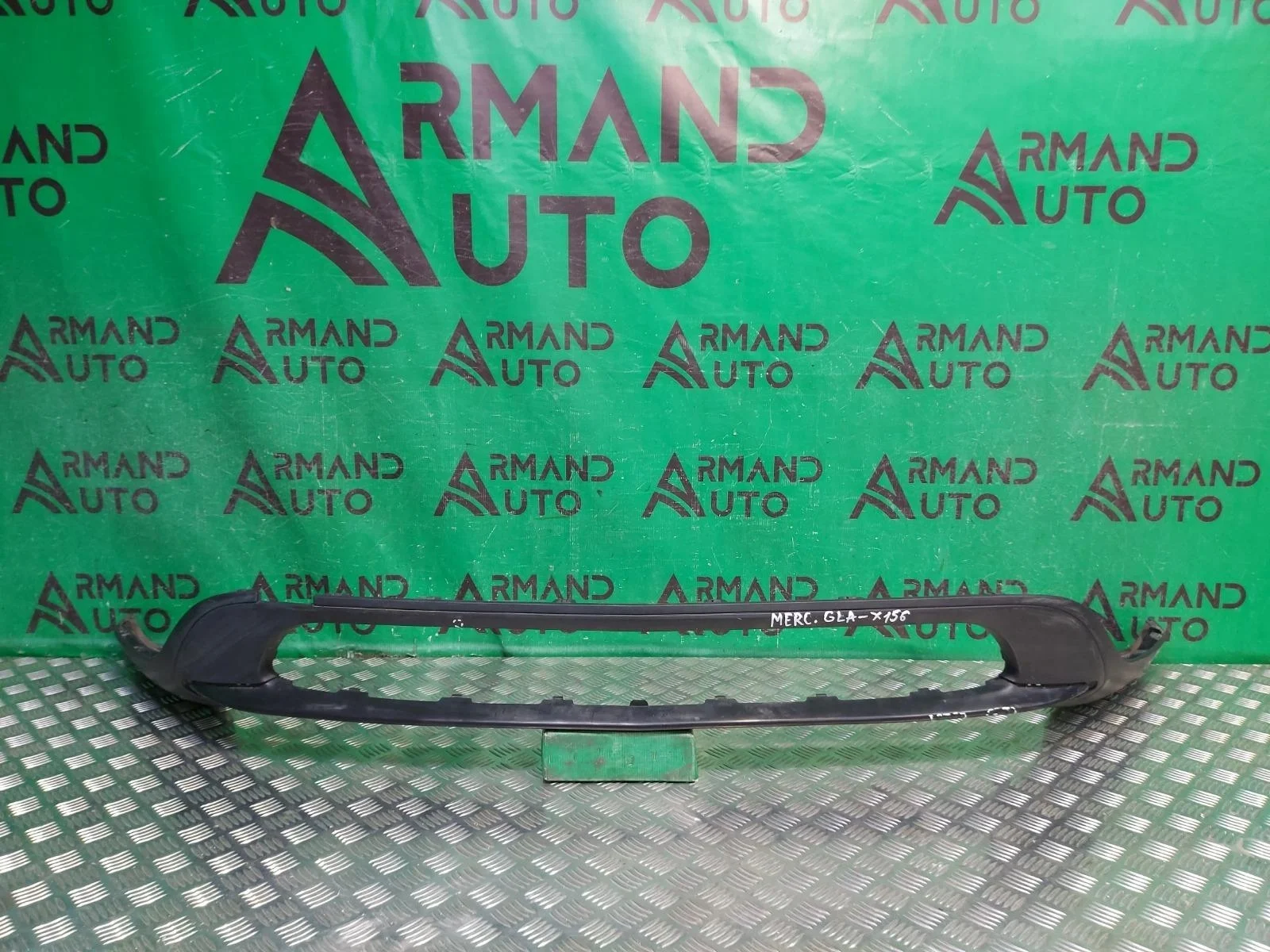 Юбка бампера Mercedes GLA-Class 2013-2017 A1568850625 X156, передняя