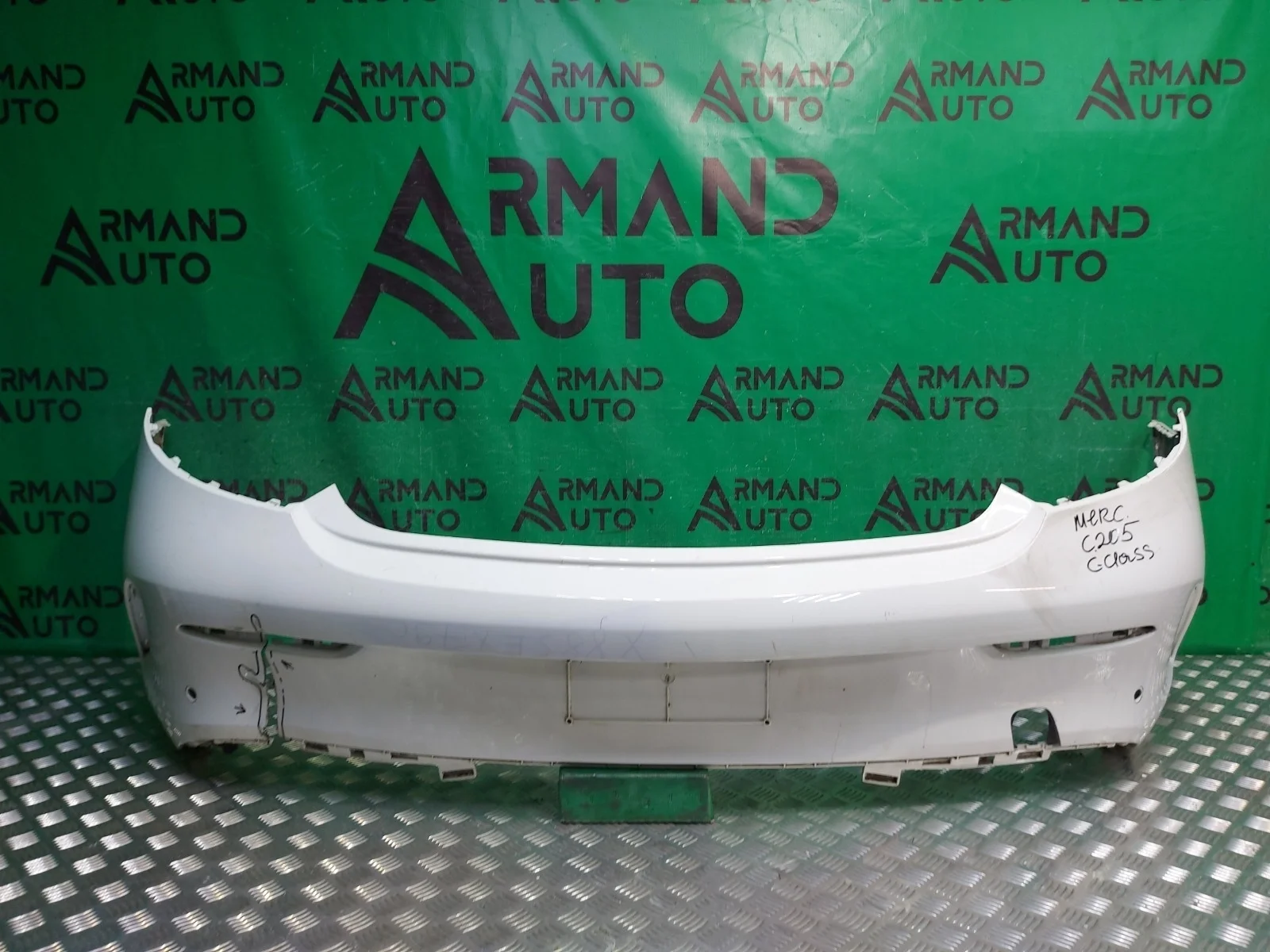 Бампер Mercedes C-Class 2014-2021 A2058808803 C205, задний