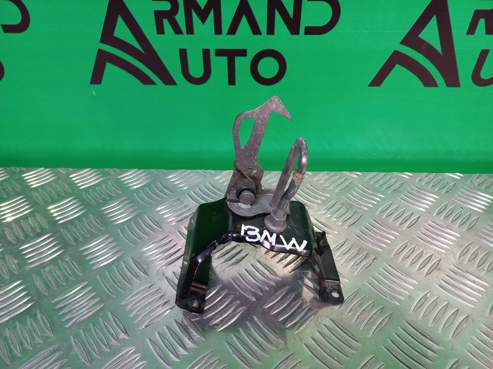 Замок капота BMW X5 2006-2013 51237164801 E70, левый