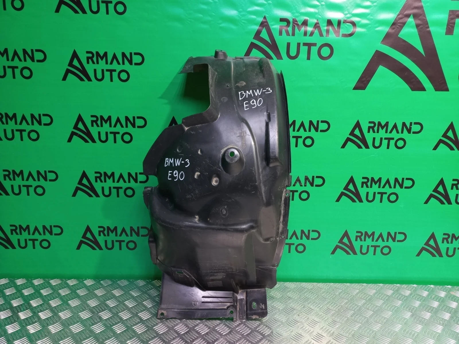 Подкрылок BMW 3 series 2005-2013 51717059378 E90 E91, передний правый