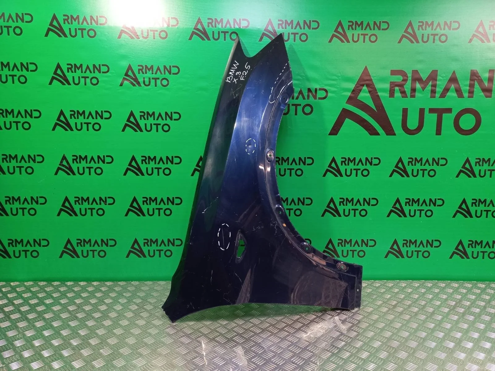 Крыло BMW X3 2010-2017 41357267324 F25, переднее правое