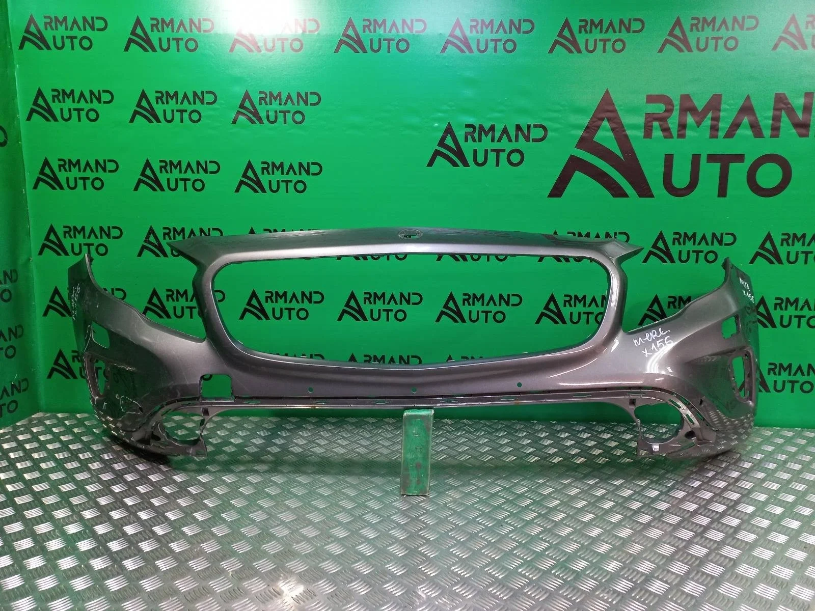 Бампер Mercedes GLA-Class 2013-2017 A15688005409999 X156, передний