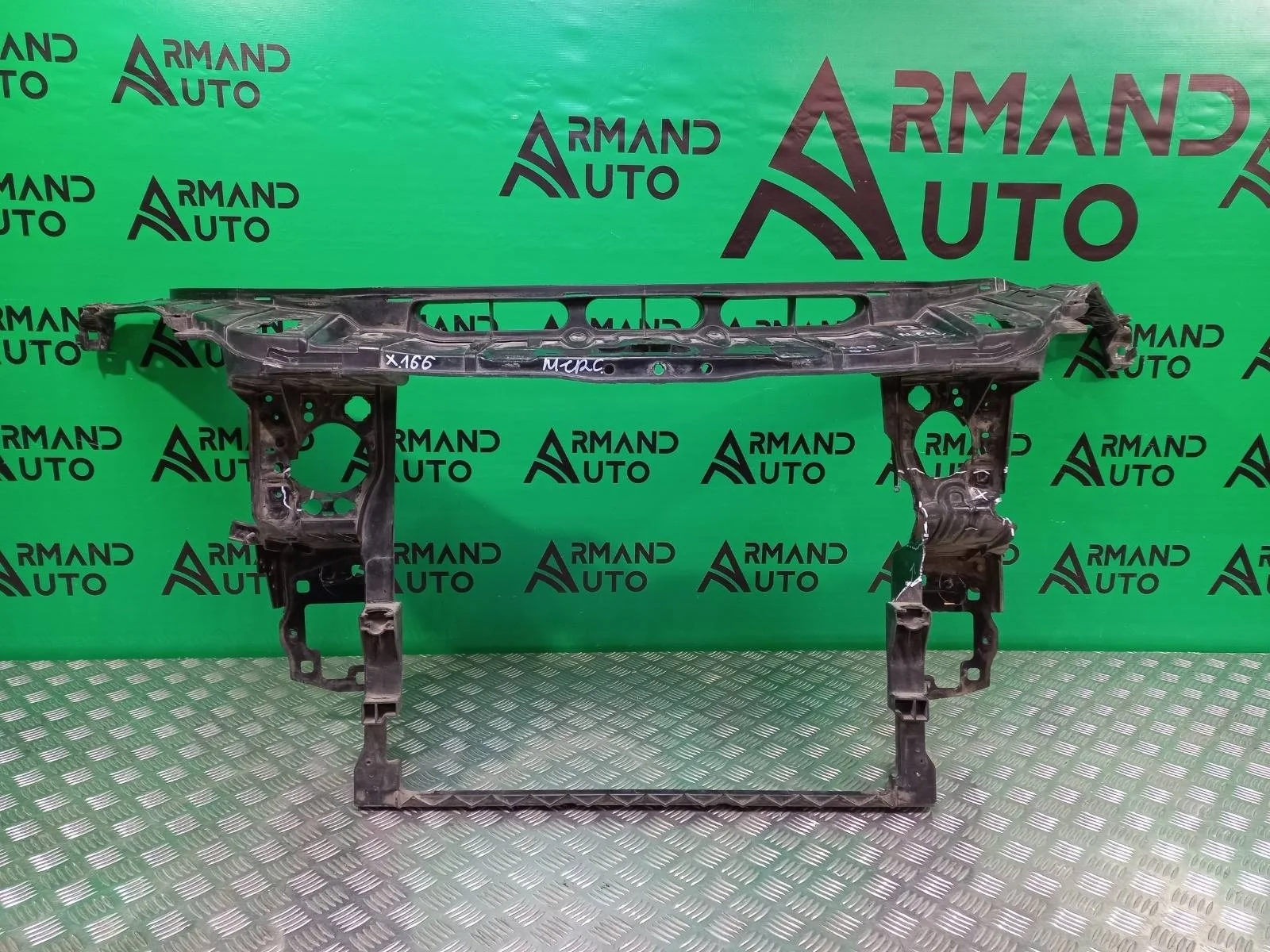 Панель передняя (суппорт радиатора) Mercedes M ML GLE-Class 2011-2018 A1666205901 W166