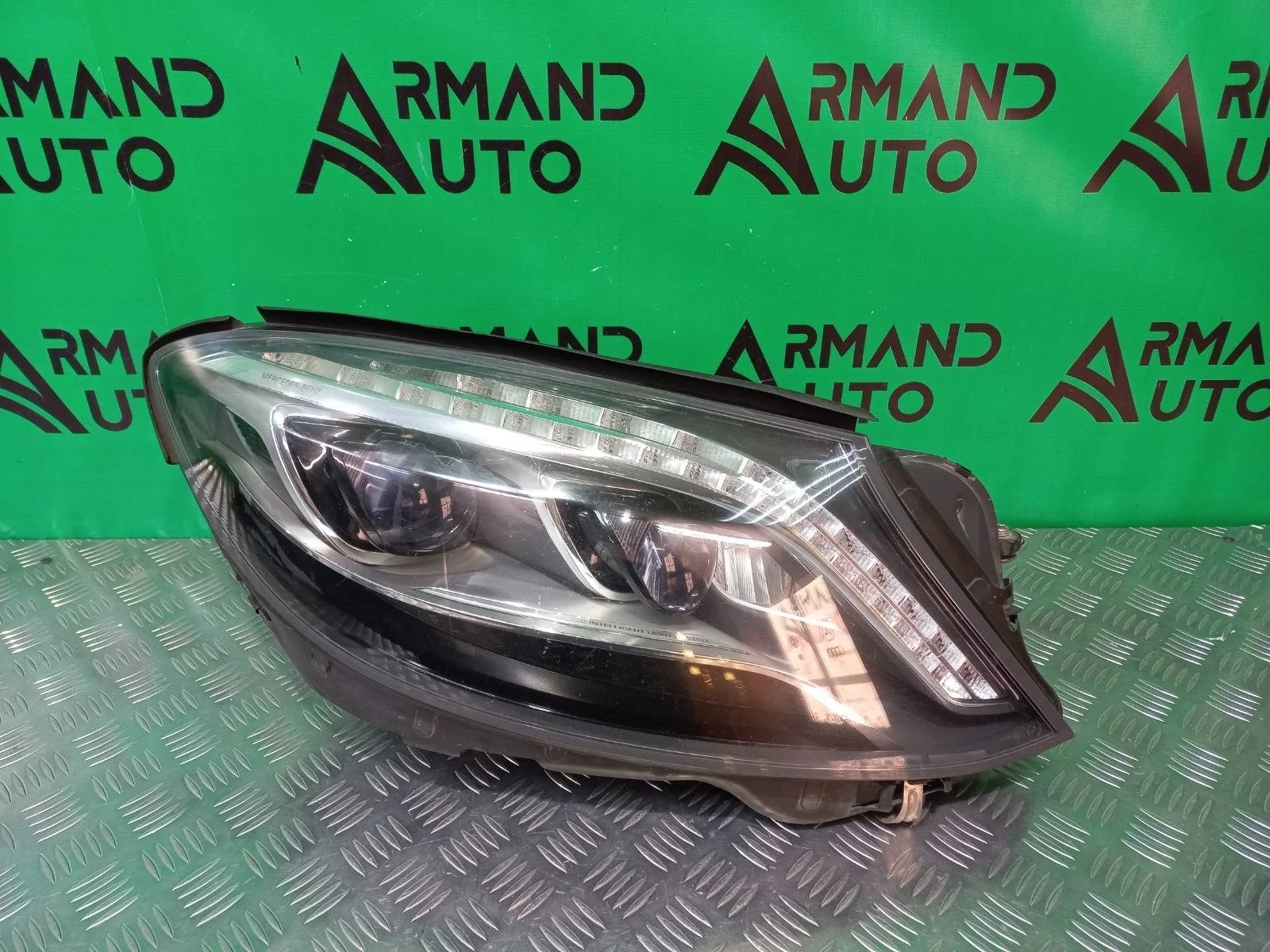 Фара Mercedes S-Class 2013-2017 A2229061804 W222, правая