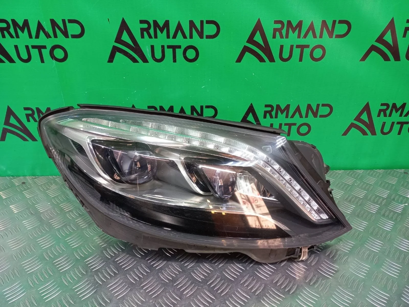 Фара Mercedes S-class 2013-2017 A2229061804 W222, правая