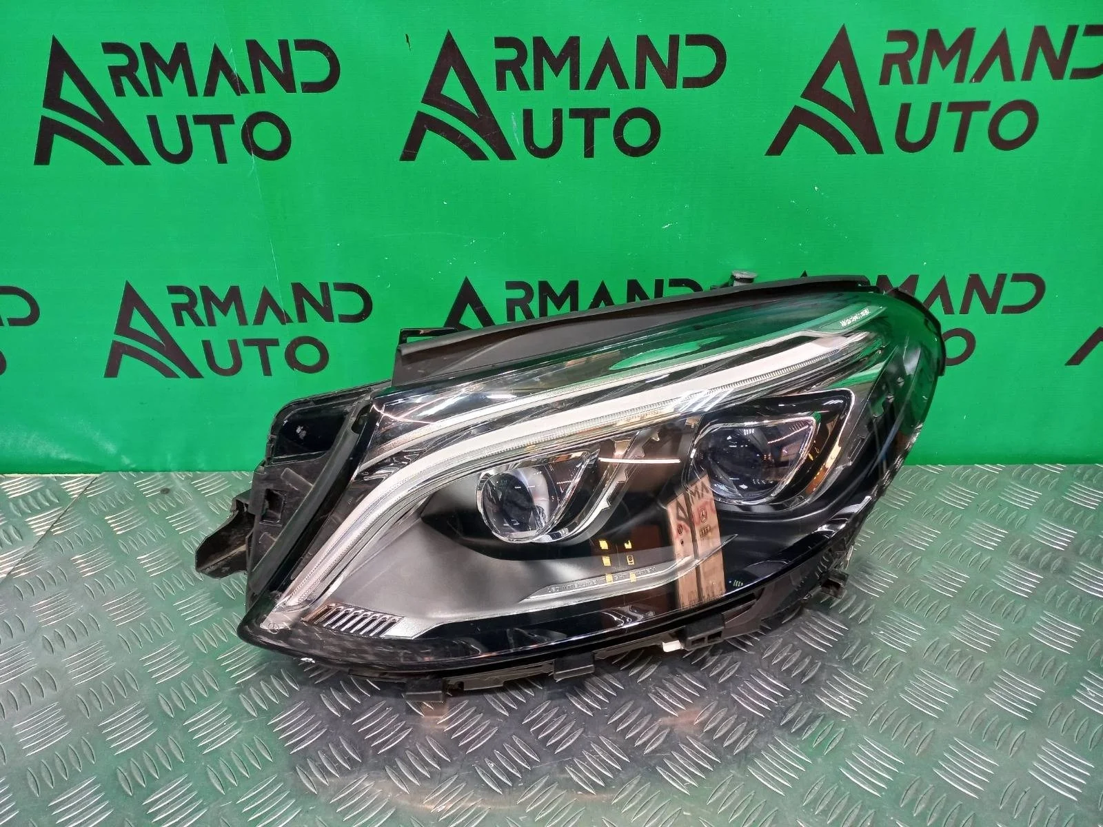 Фара Mercedes M ML GLE-Class 2015-2018 A1668200759 W166, левая