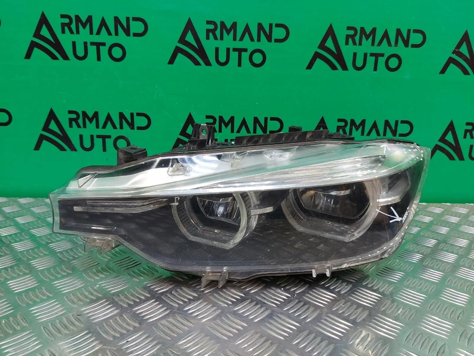 Фара BMW 3 series 2015-2020 63117419633 F30 F31, левая