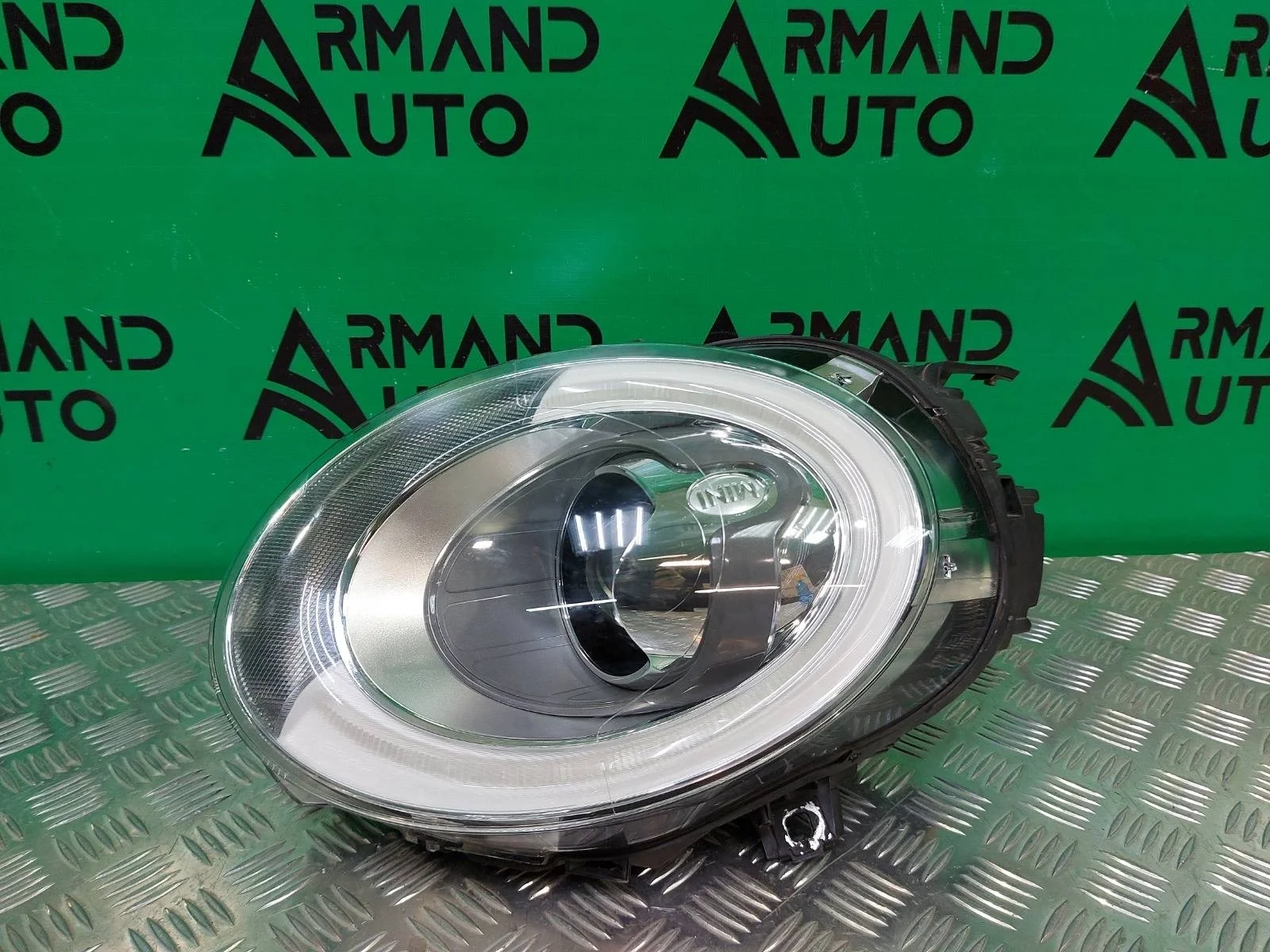 Фара MINI Hatch 2013-2018 63117448376 F55, правая