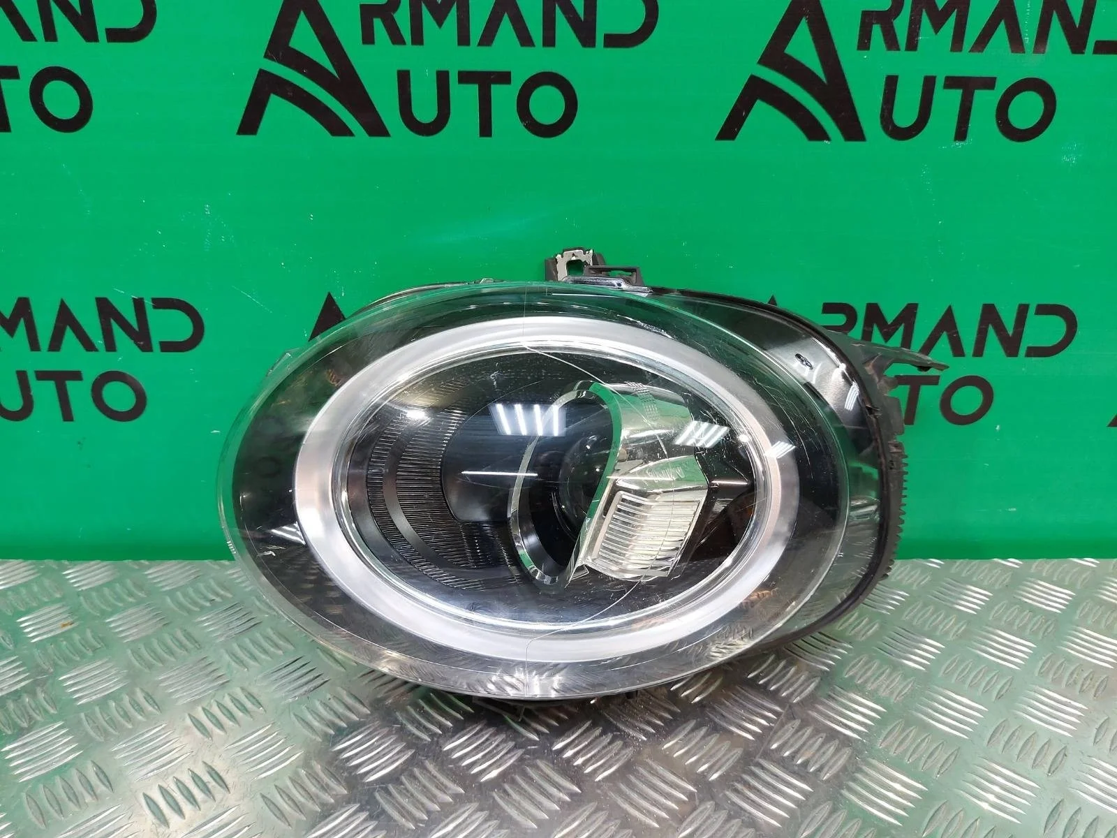 Фара MINI Hatch 2018-2021 63118737594 F55, правая