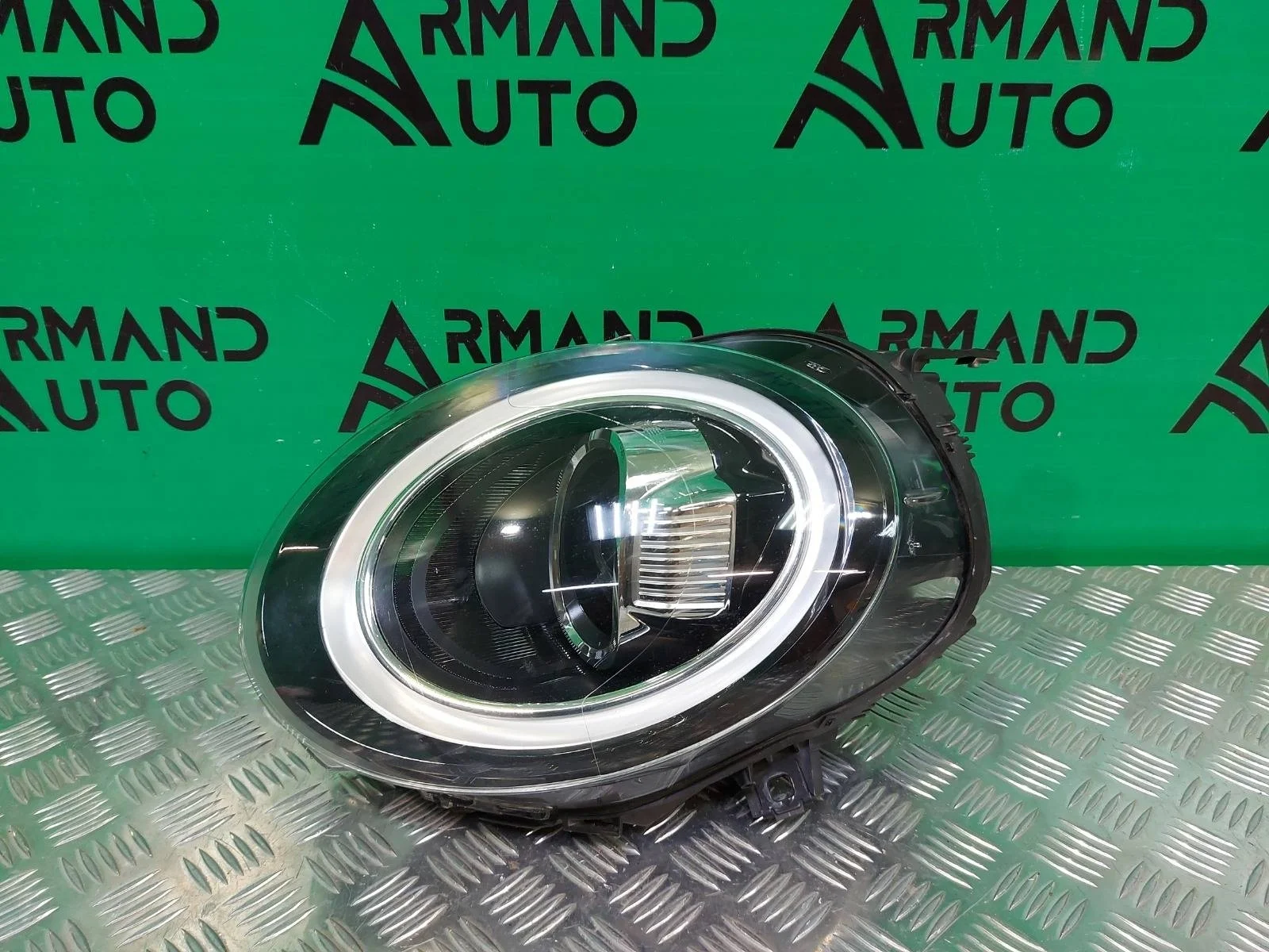 Фара MINI Hatch 2018-2021 63118737594 F55, правая