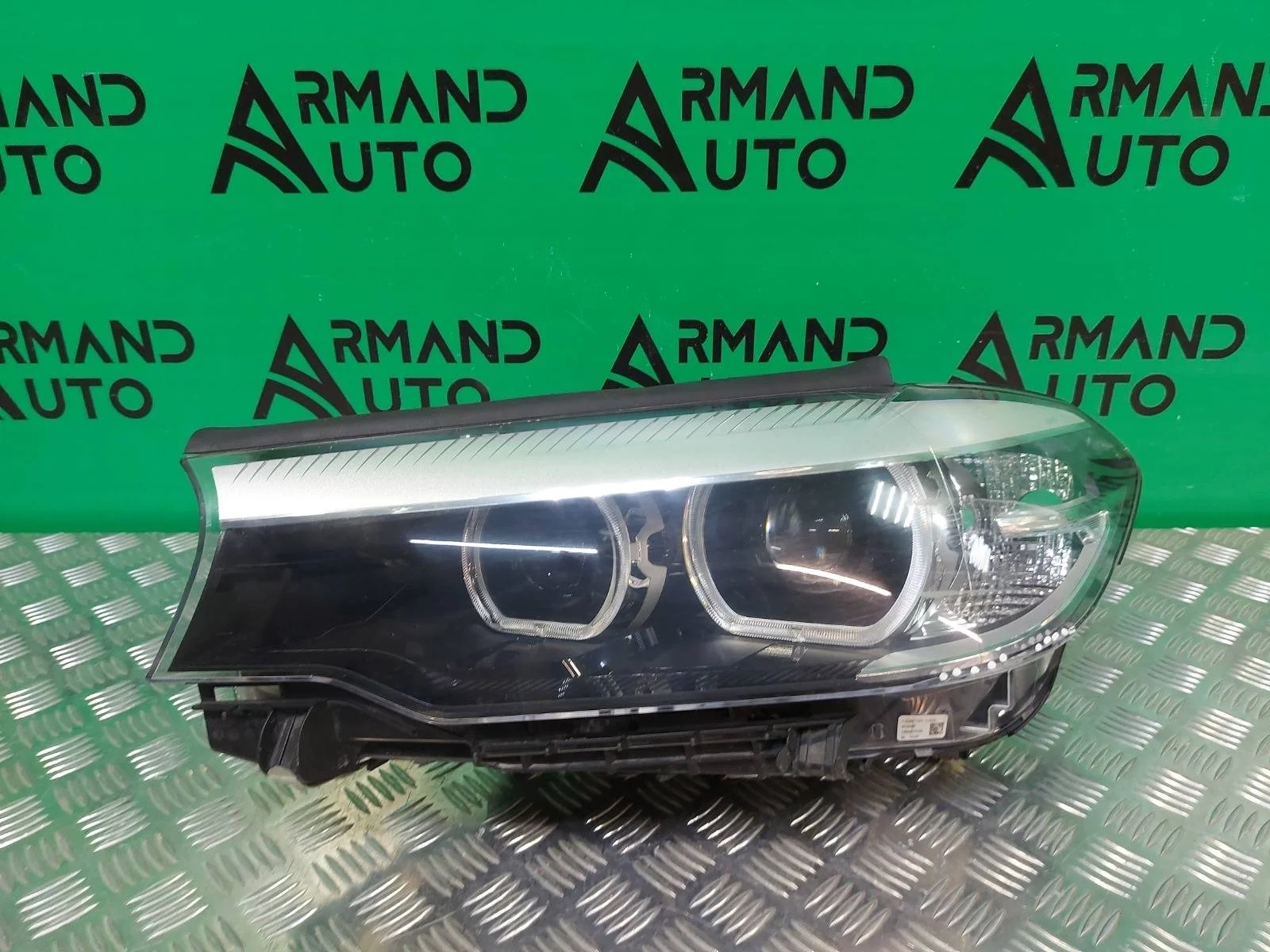 Фара BMW 5 series 2016-2020 63117214951 G30 G31, левая