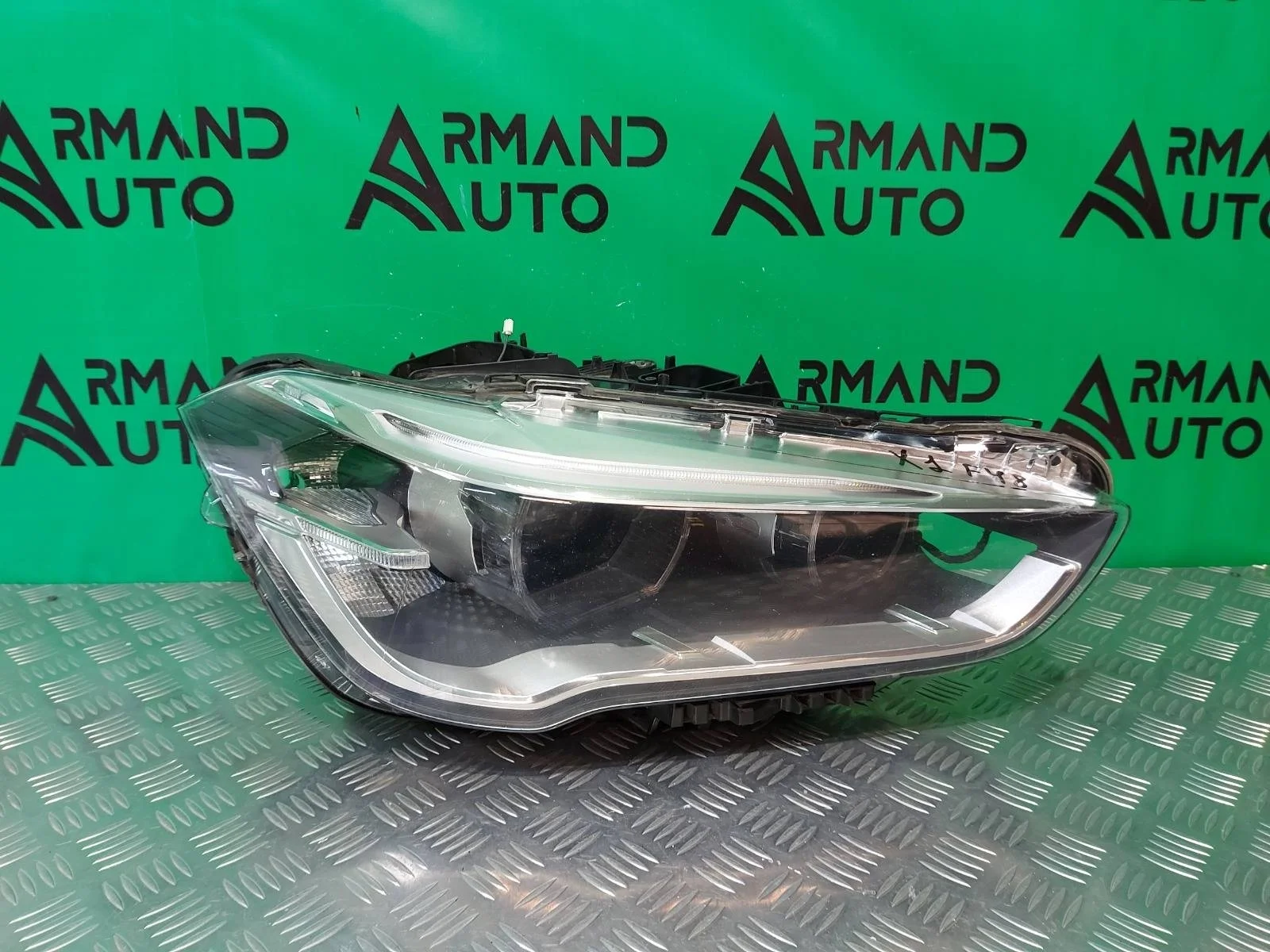 Фара BMW X1 2015-2019 63117436462 F48, правая