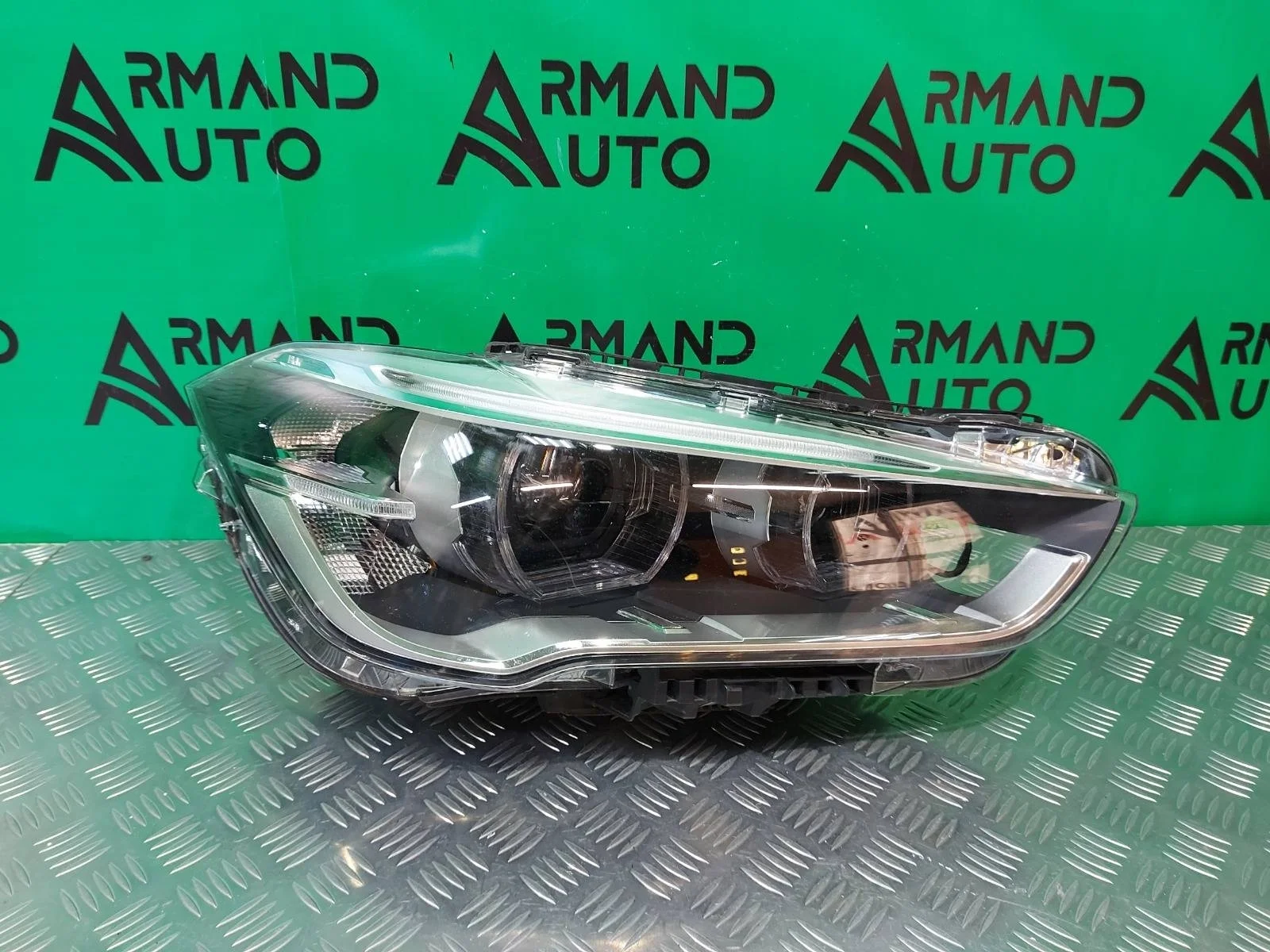 Фара BMW X1 2015-2019 63117436462 F48, правая