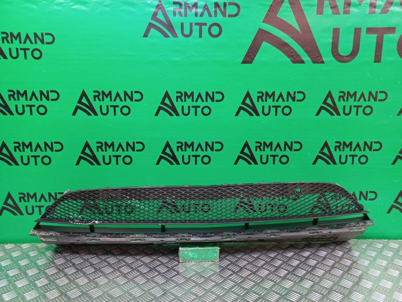 Решетка бампера Mercedes GLC-Class 2015-2019 A2538852400 X253, передняя