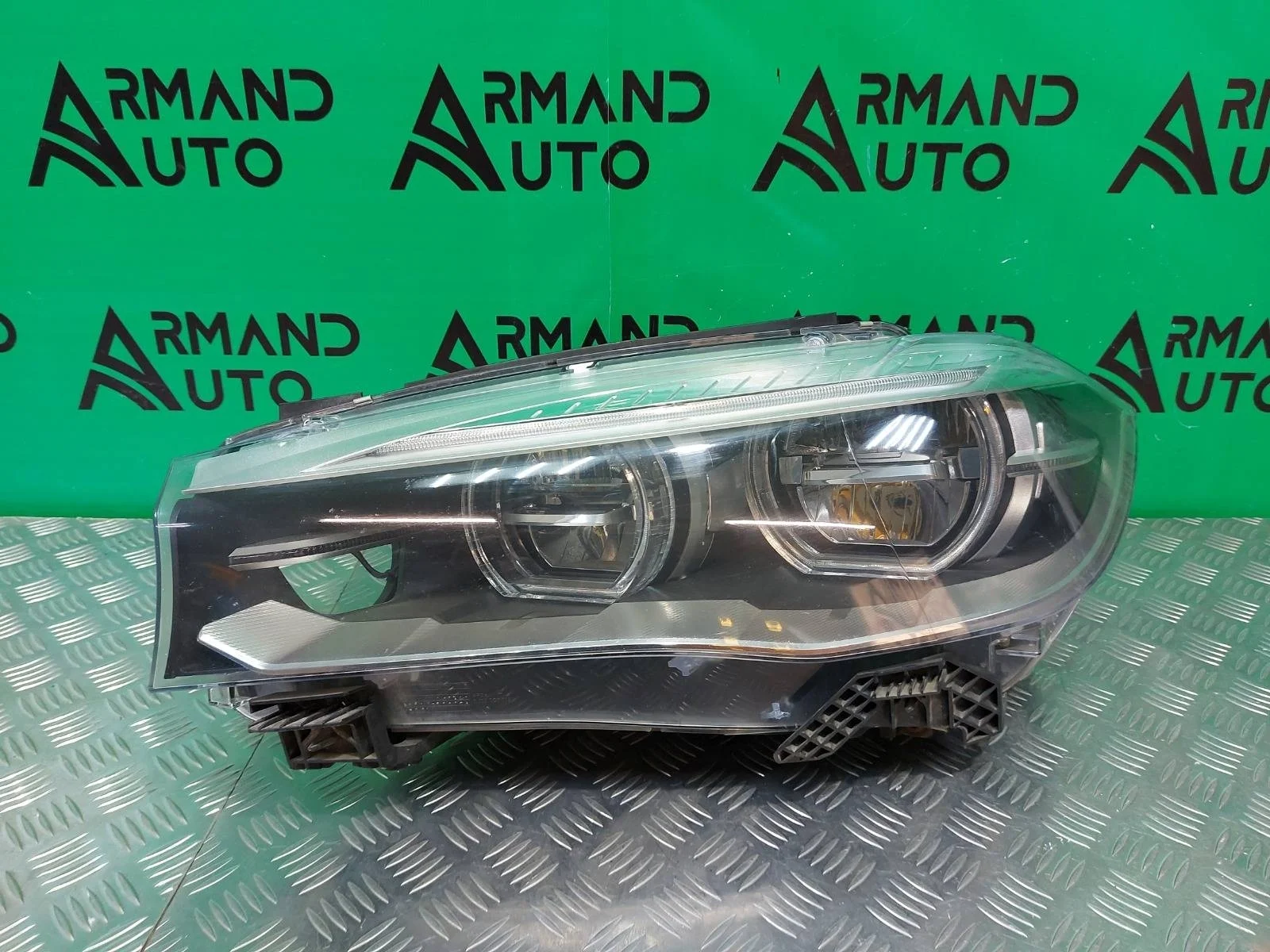Фара BMW X5 2013-2018 63117442647 F15, левая