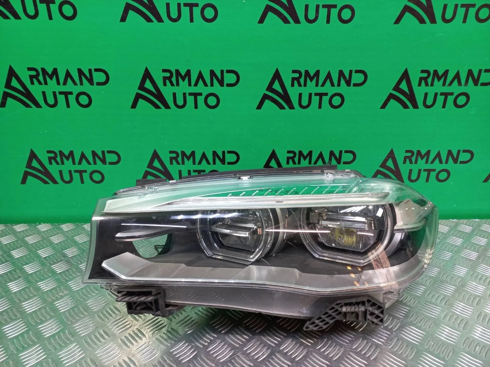 Фара BMW X5 2013-2018 63117442647 F15, левая