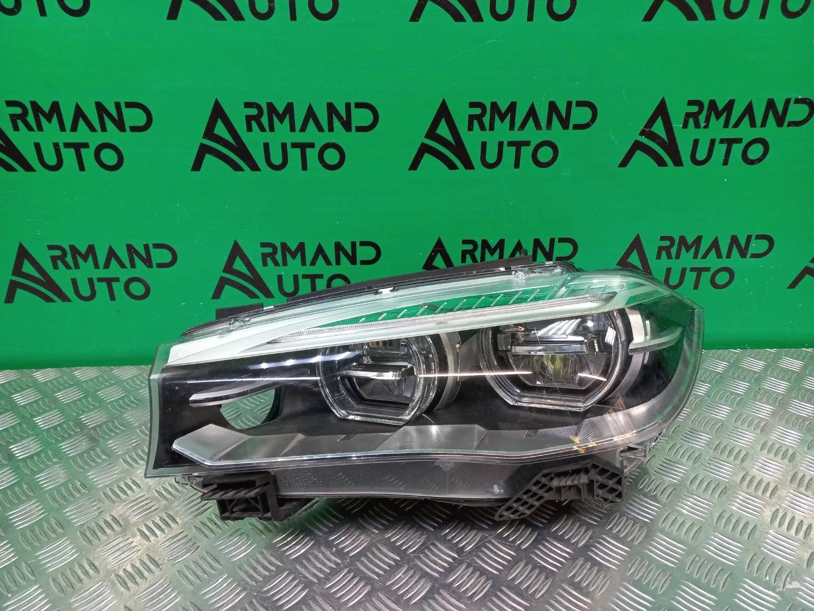 Фара BMW X5 2013-2018 63117442647 F15, левая