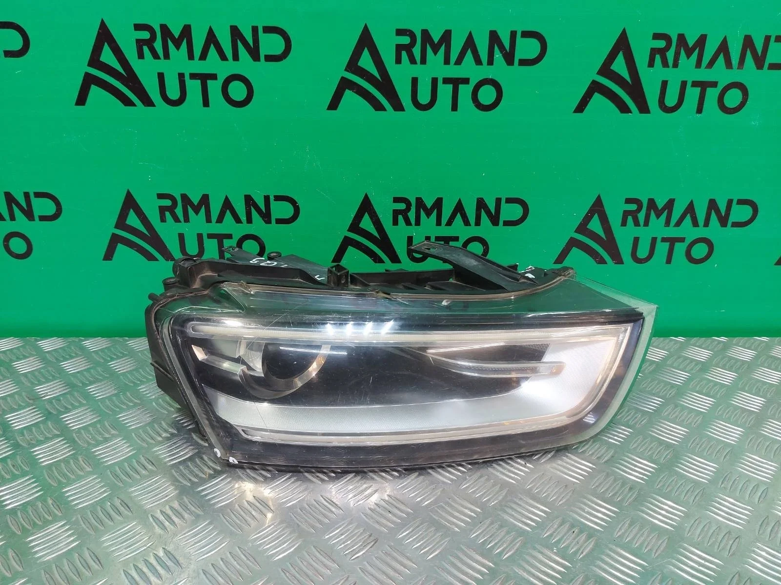 Фара Audi Q3 2011-2014 8U0941044 1 8U, правая
