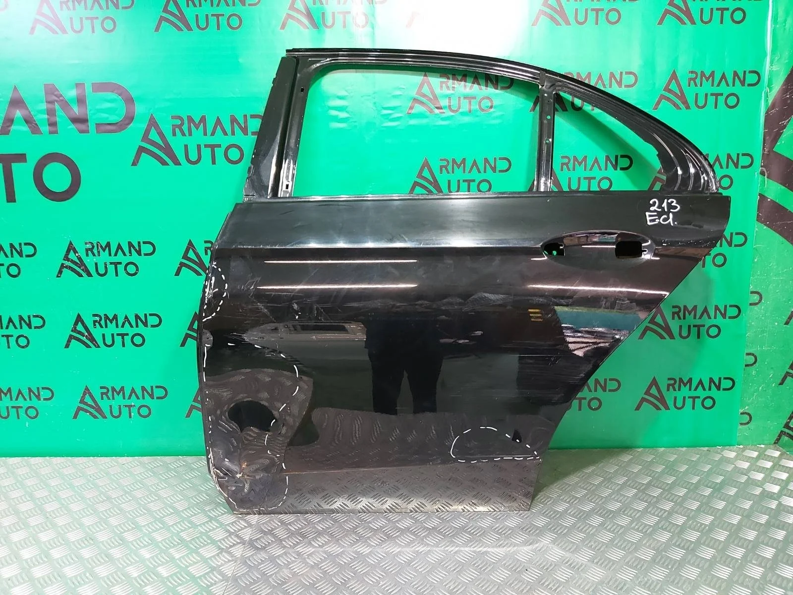 Дверь Mercedes E-Class 2016-2023 A2137300105 W213, задняя левая