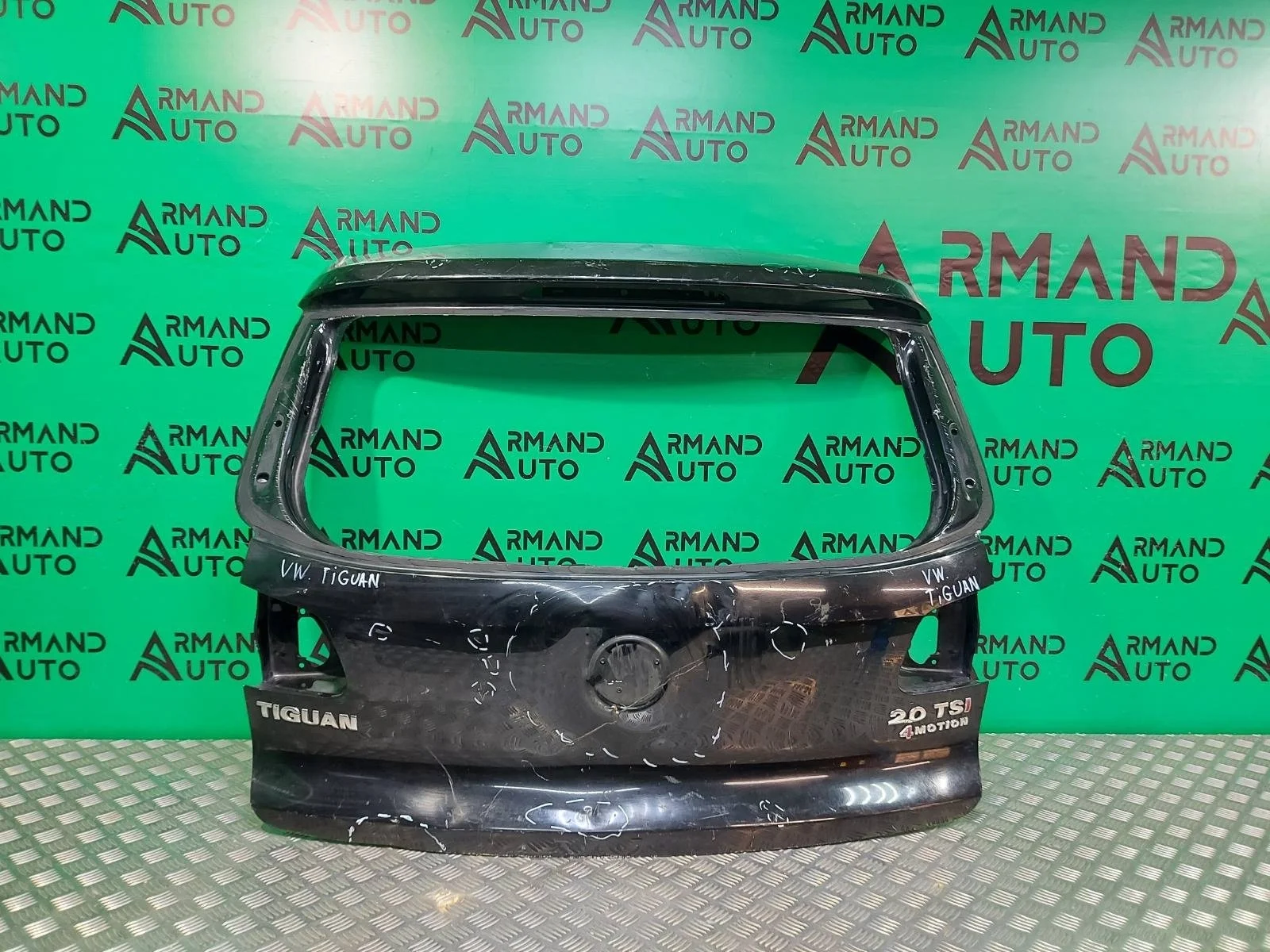 Дверь багажника Volkswagen Tiguan 2007-2018 5N0827025G 1
