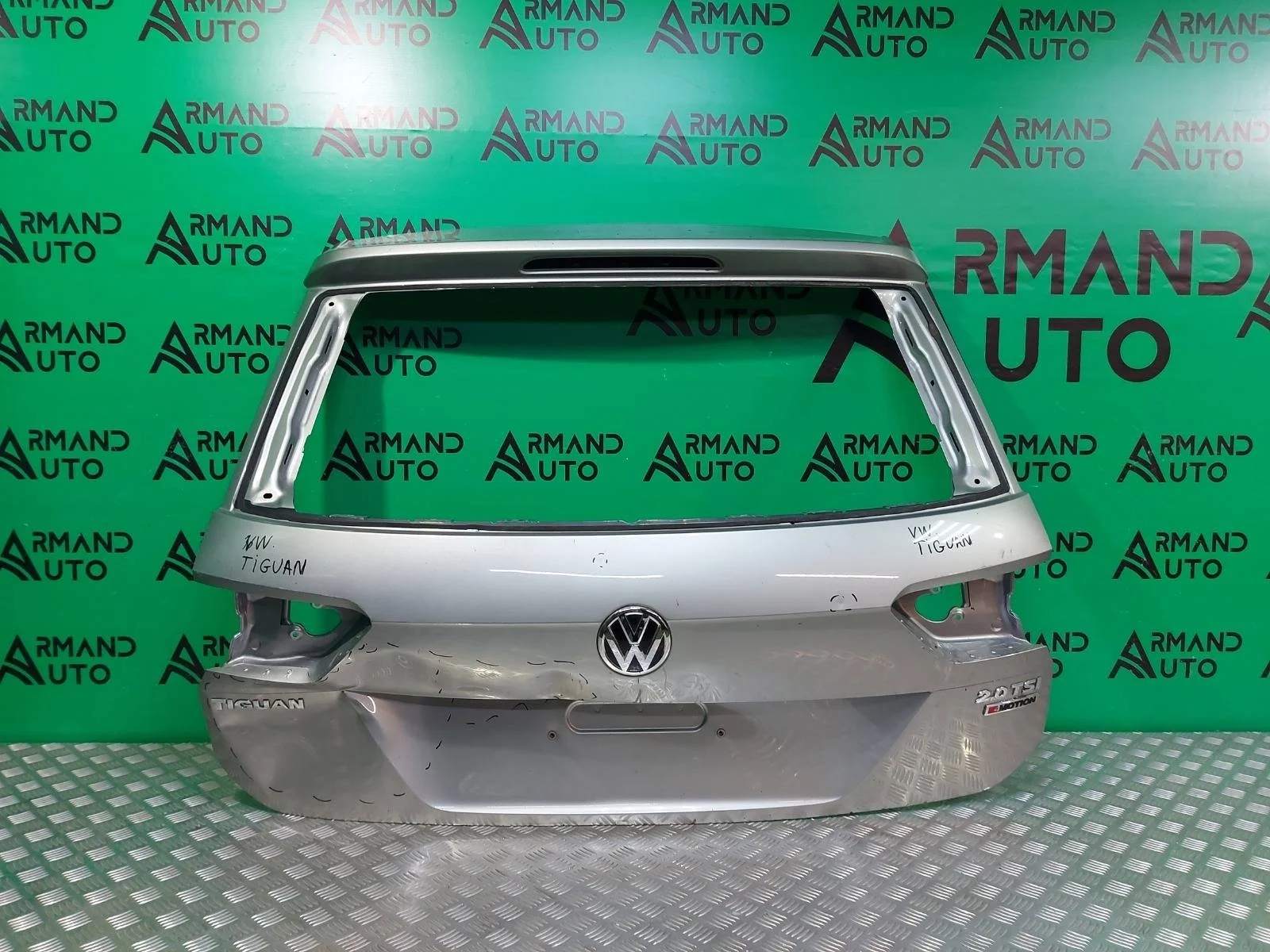 Дверь багажника Volkswagen Tiguan 2016-нв 5NA827025L 2
