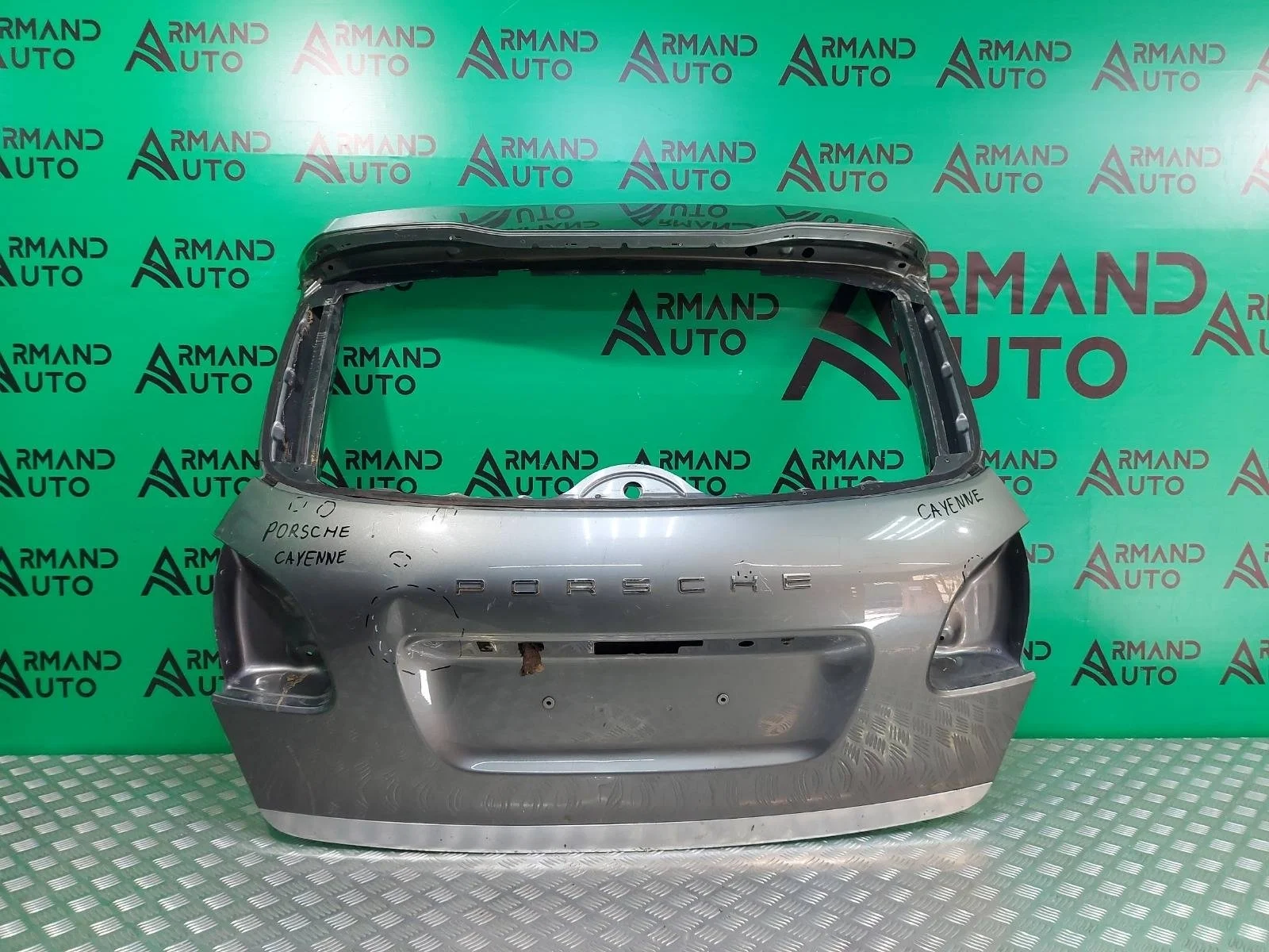 Дверь багажника Porsche Cayenne 2010-2014 95851201104GRV 2 958