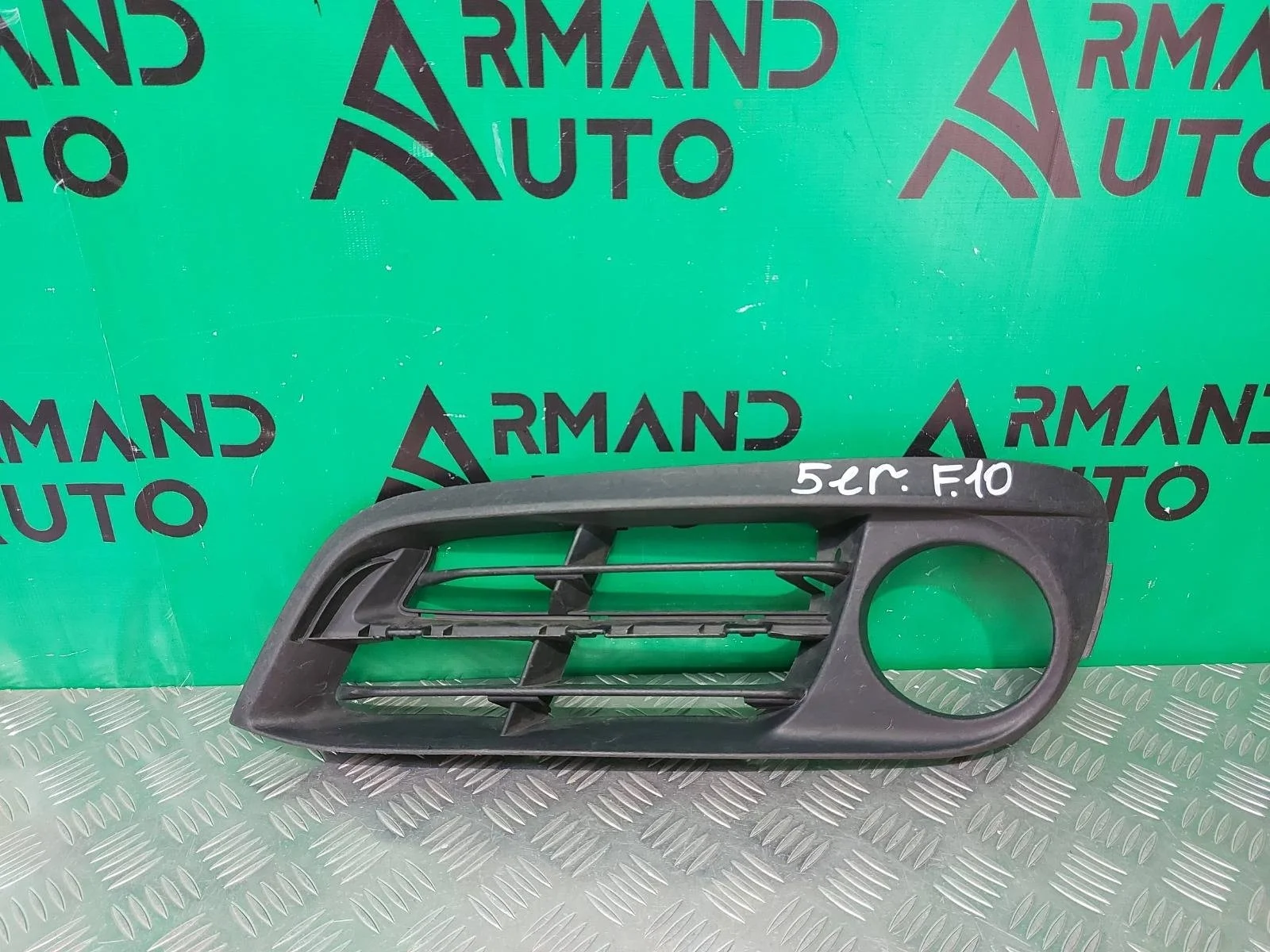 Окантовка птф BMW 5 series 2013-2017 51117331729 F10 F11, левая