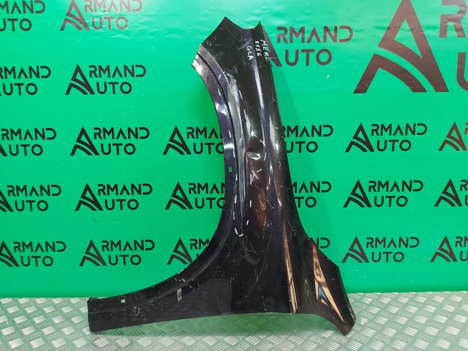 Крыло Mercedes GLA-Class 2013-2020 A1568800118 X156, переднее левое