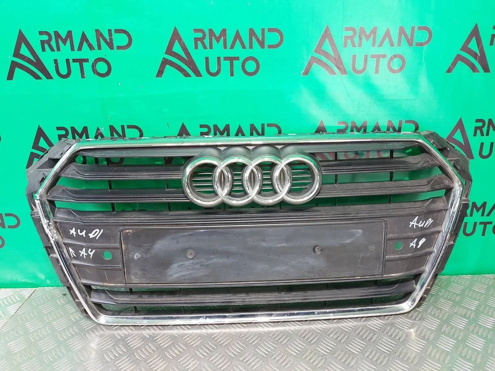 Решетка радиатора Audi A4 2015-2020 8W08536513FZ 5 B9