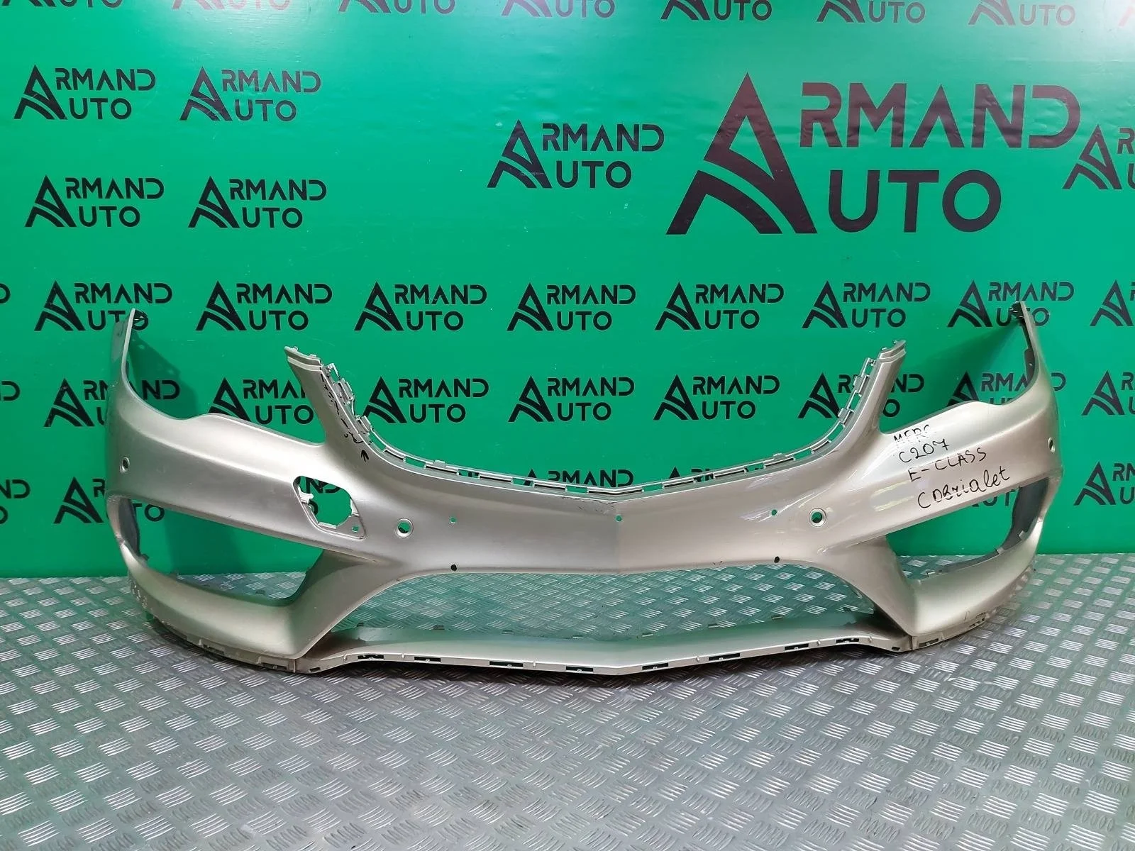 Бампер Mercedes E-Class 2013-2016 A20788579259999 C207, передний