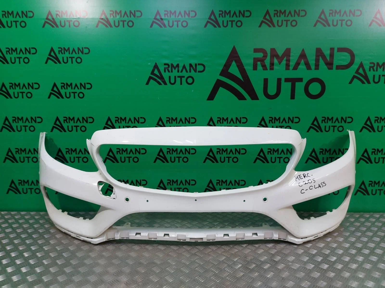 Бампер Mercedes C-Class 2014-2018 A20588018409999 W205, передний