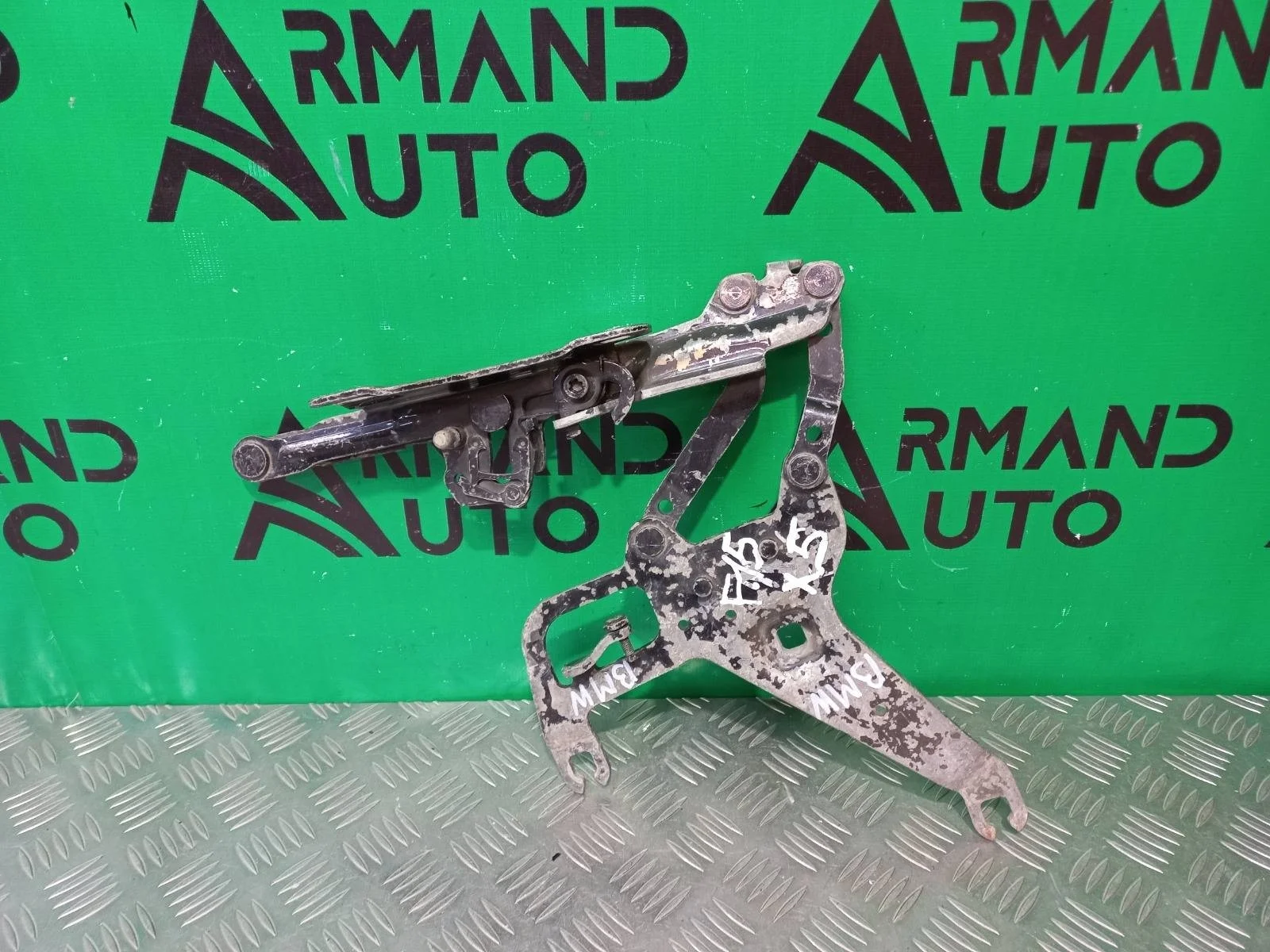 Петля капота Bmw X5 2013-2018 41007381782 F15, правая