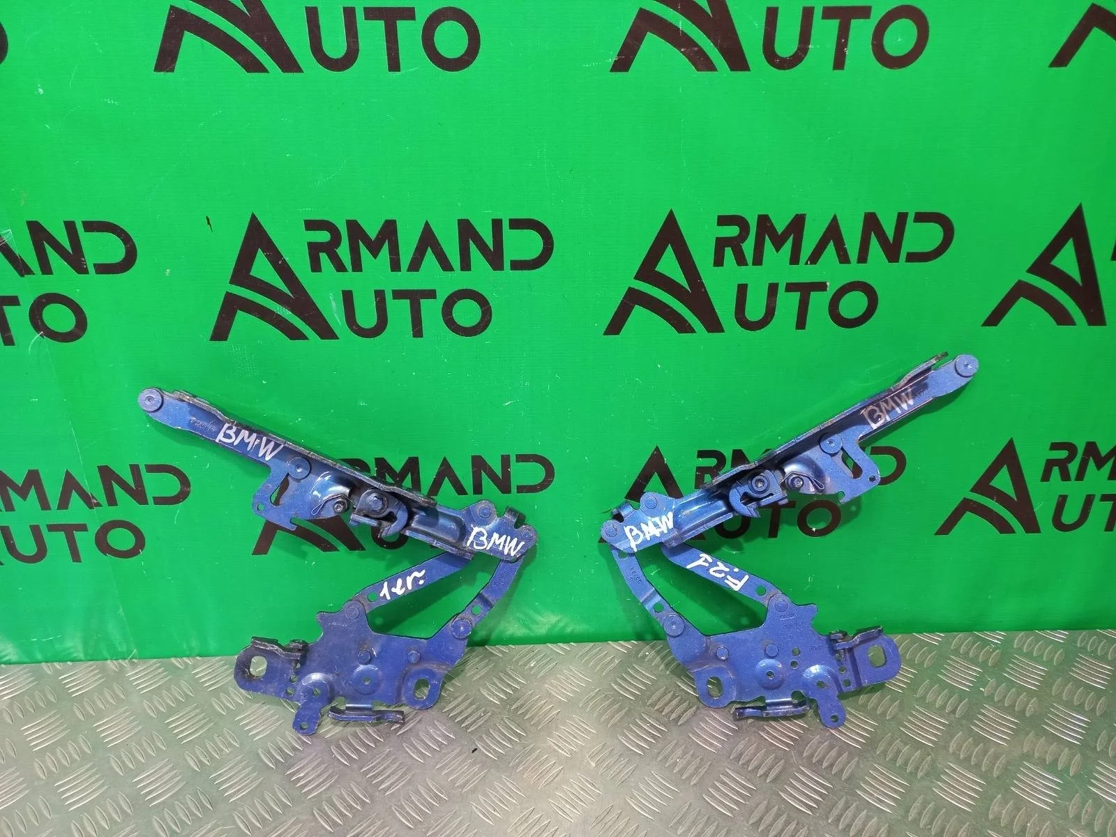 Петля капота BMW 3 series 2011-2020 41617286343 F30 F31, левая