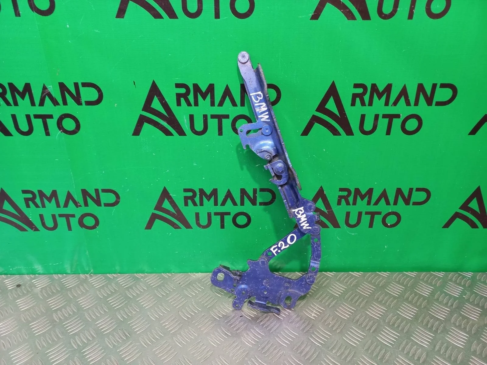 Петля капота BMW 1 series 2011-2019 41617286344 F20 F21, правая