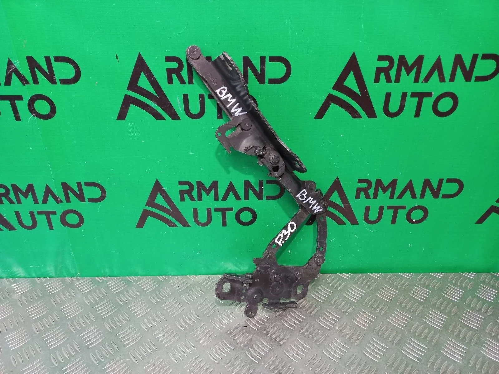 Петля капота BMW 3 series 2011-2020 41617286344 F30 F31, правая