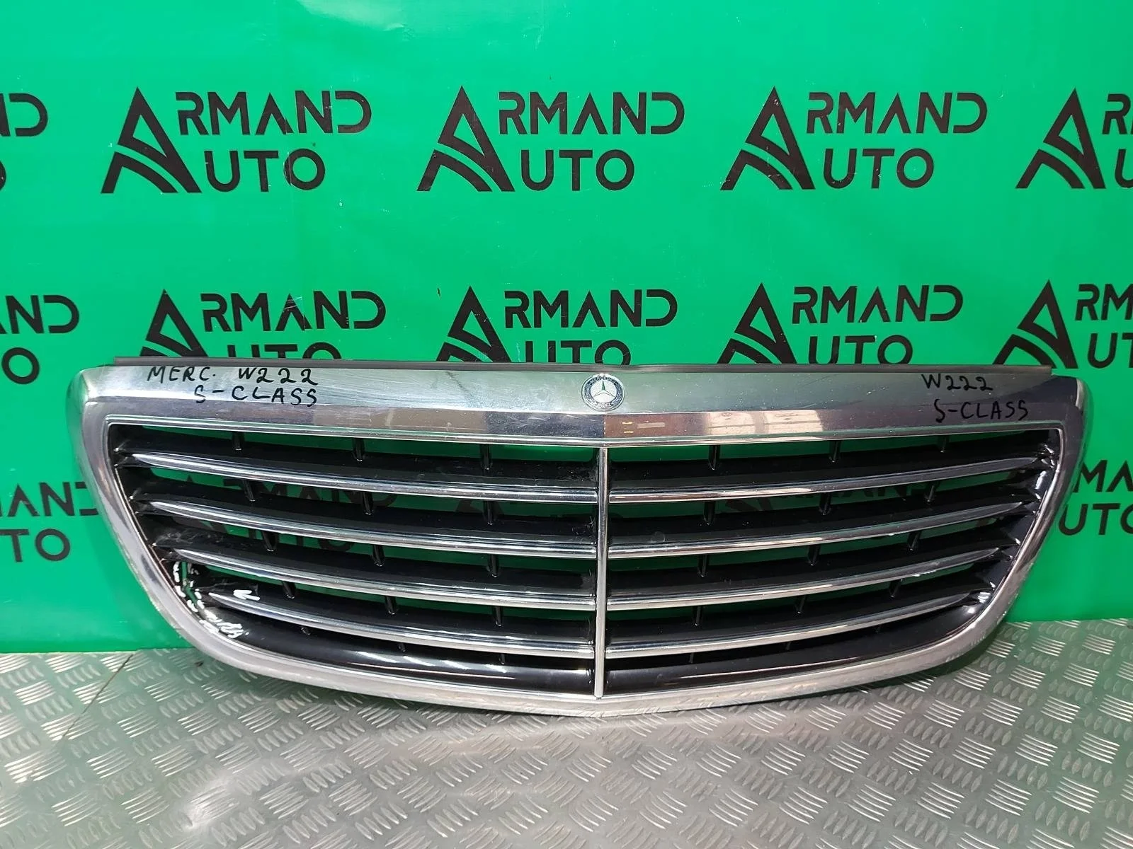 Решетка радиатора Mercedes S-Class 2013-2017 A22288003029040 W222
